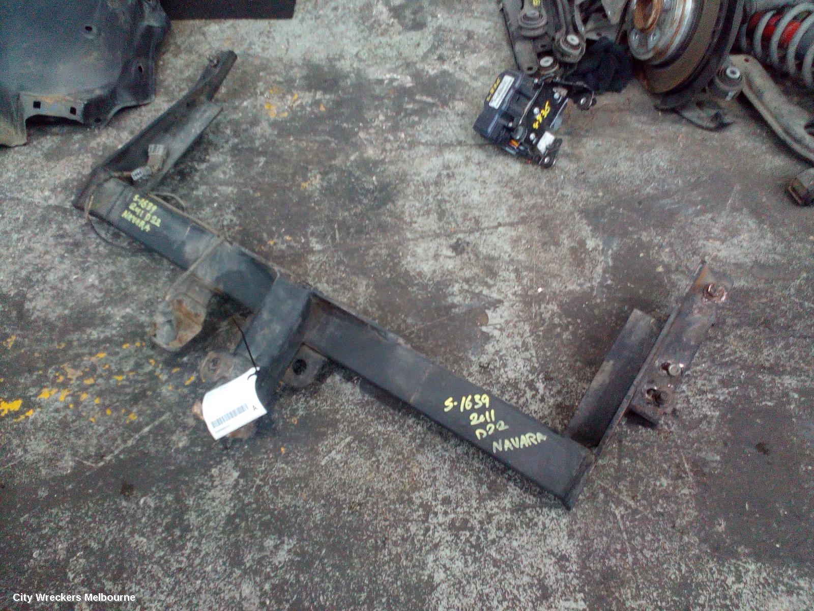 NISSAN NAVARA TOWBAR, D22, DUAL CAB, 4WD, NON STEP REAR BAR TYPE, 12/2008 - 08/2015
