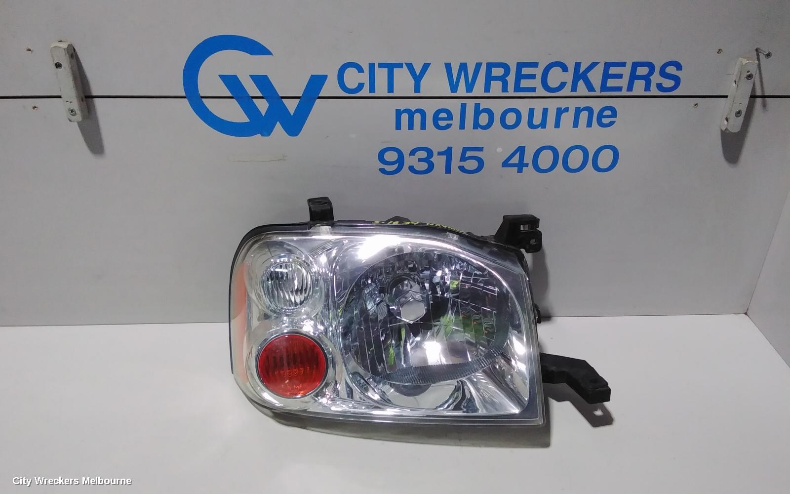 NISSAN NAVARA RIGHT HEADLAMP, D22, 12/2001 - 08/2015