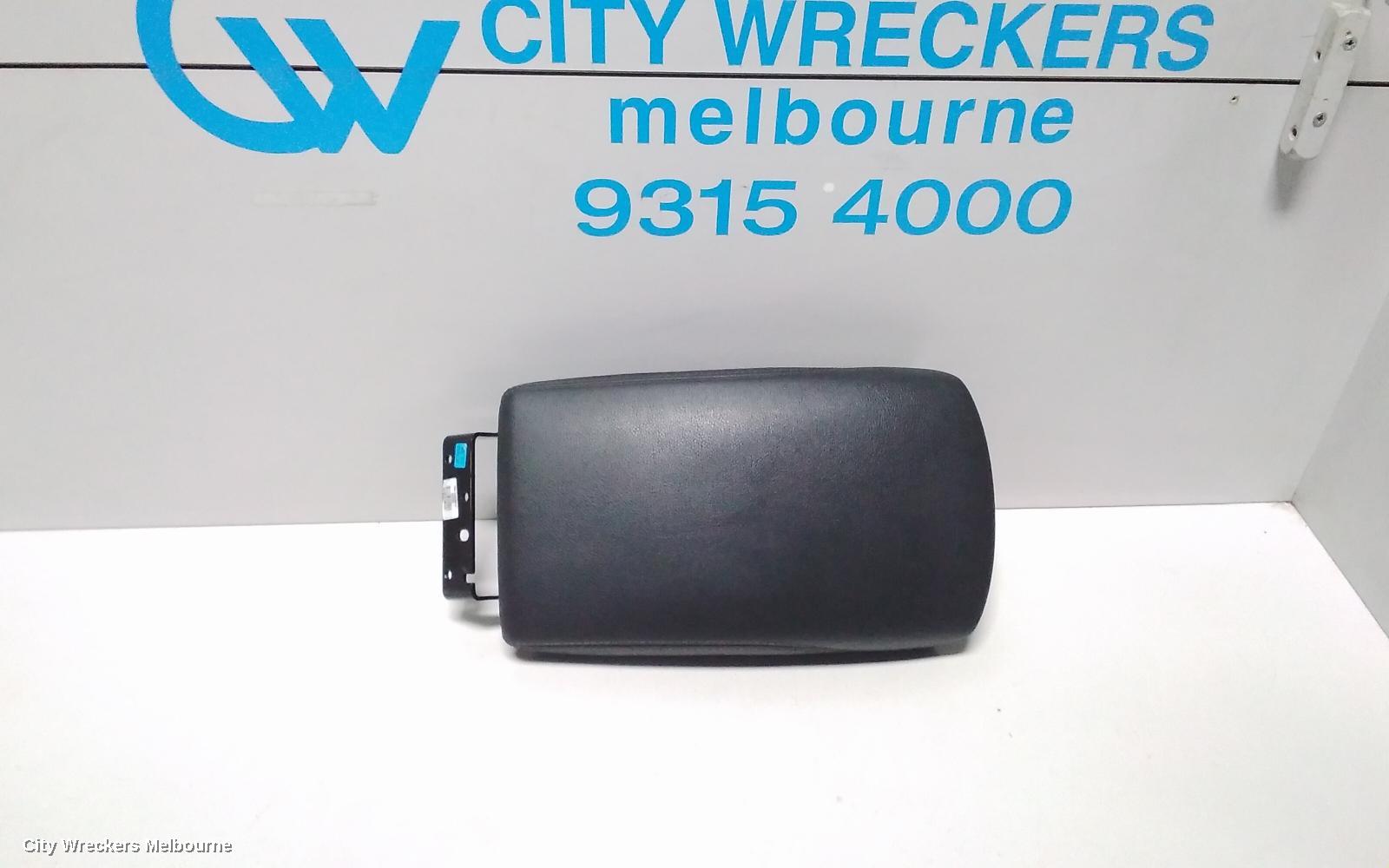 NISSAN QASHQAI CONSOLE, J11, CONSOLE LID ONLY, LEATHER, 06/2014 - 07/2021
