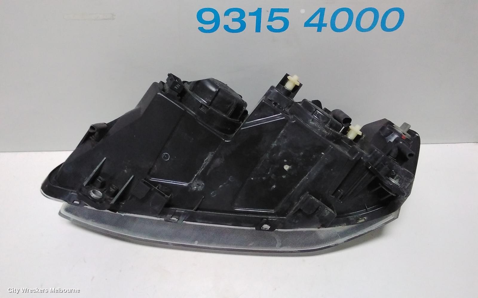 HOLDEN COMMODORE RIGHT HEADLAMP, VE SII, SS/SV6/OMEGA, BLACK INSERT TYPE, 09/2010 - 04/2013