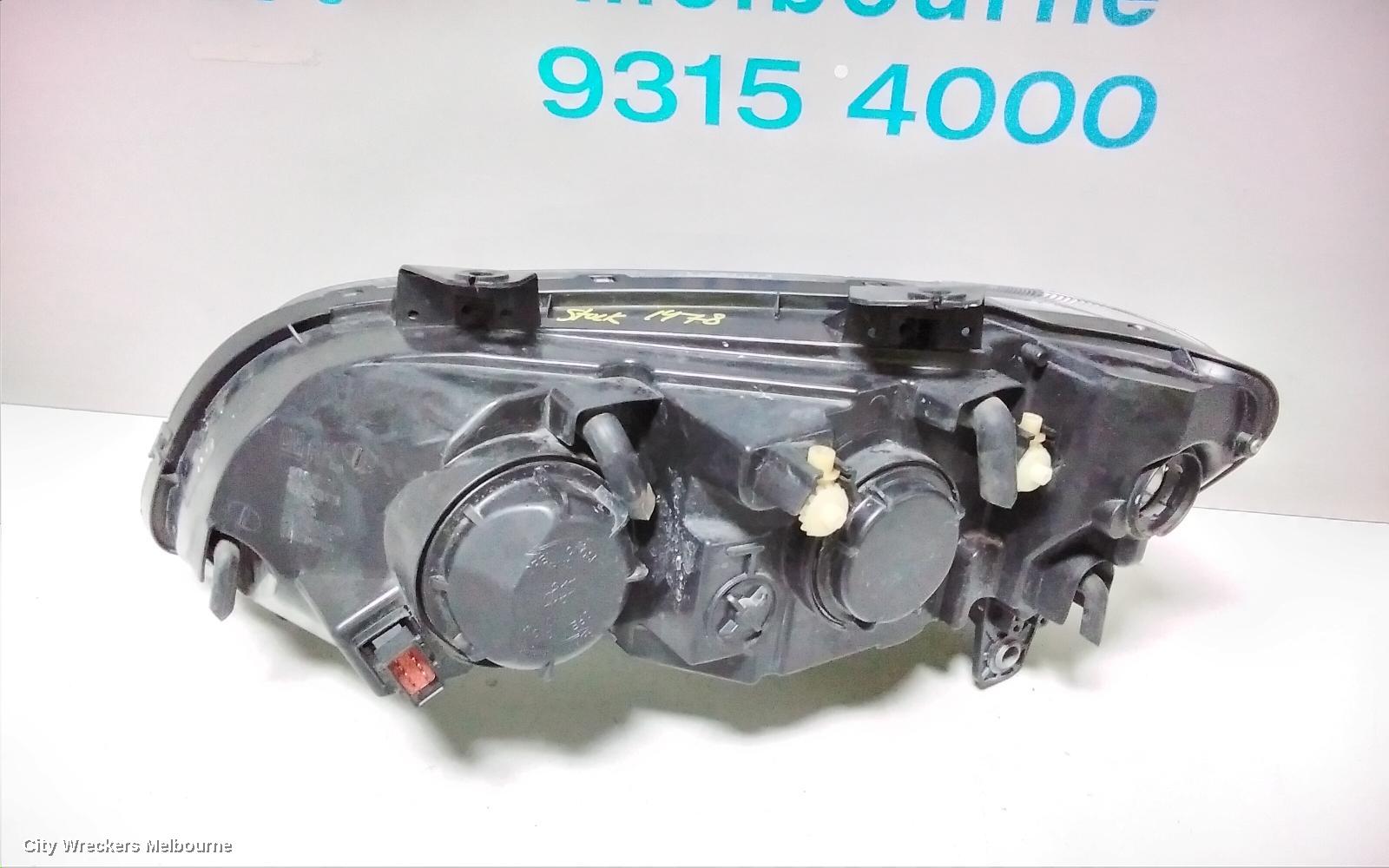 HOLDEN COMMODORE RIGHT HEADLAMP, VE SII, SS/SV6/OMEGA, BLACK INSERT TYPE, 09/2010 - 04/2013