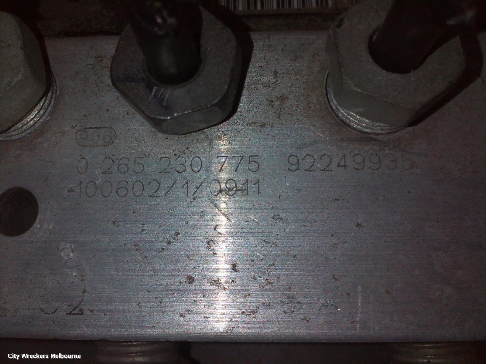 HOLDEN COMMODORE ABS PUMP/MODULATOR, VE, NON TRACTION CONTROL TYPE, 08/2006 - 04/2013