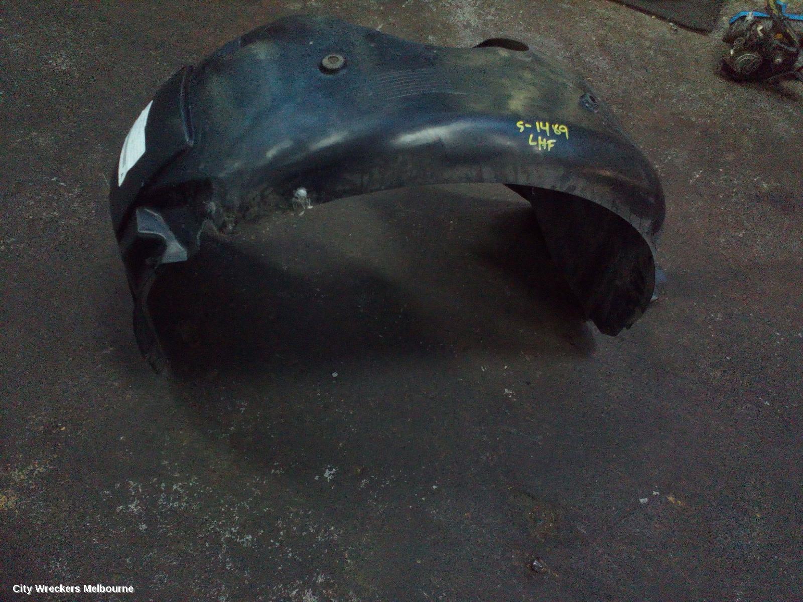 HOLDEN COMMODORE LEFT GUARD LINER, VE, FRONT, 08/2006 - 04/2013