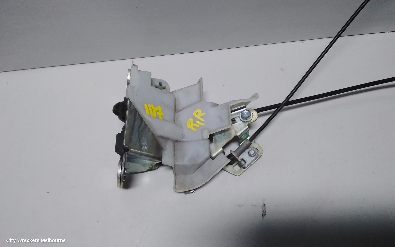 TOYOTA ESTIMA DOOR/BOOT/GATE LOCK, LH REAR, XR50, 05-19