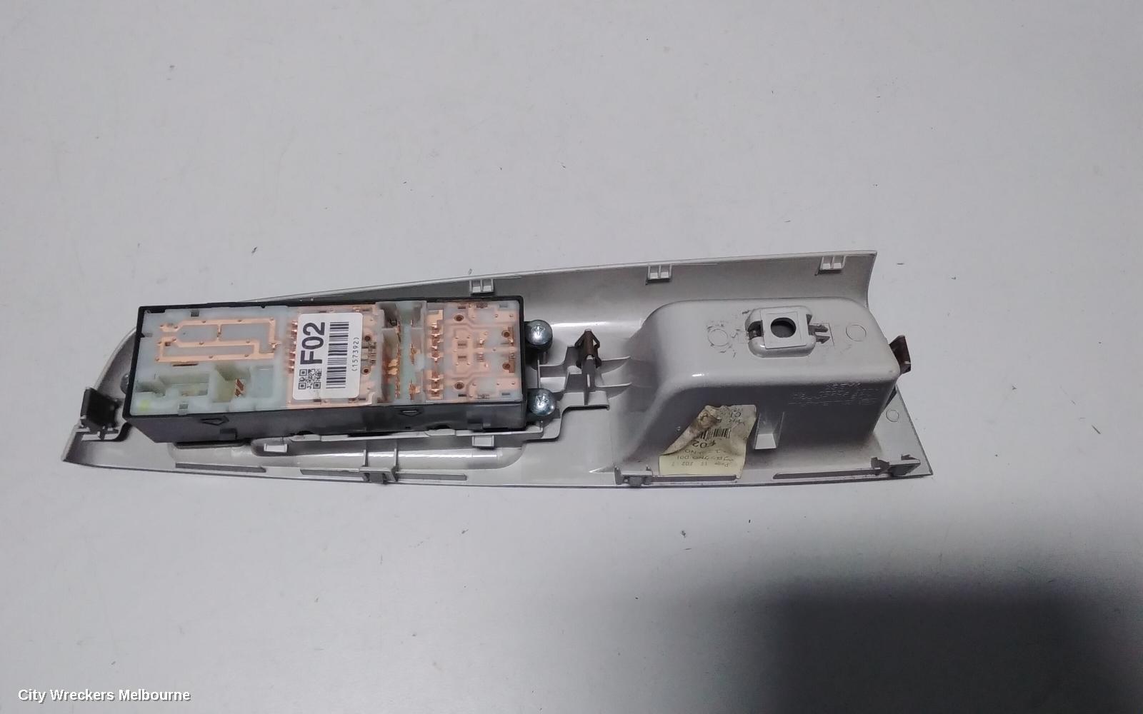 SUBARU IMPREZA PWR DR WIND SWITCH, RH FRONT (MASTER SWITCH), F08, G3, 04/2007 - 12/2013
