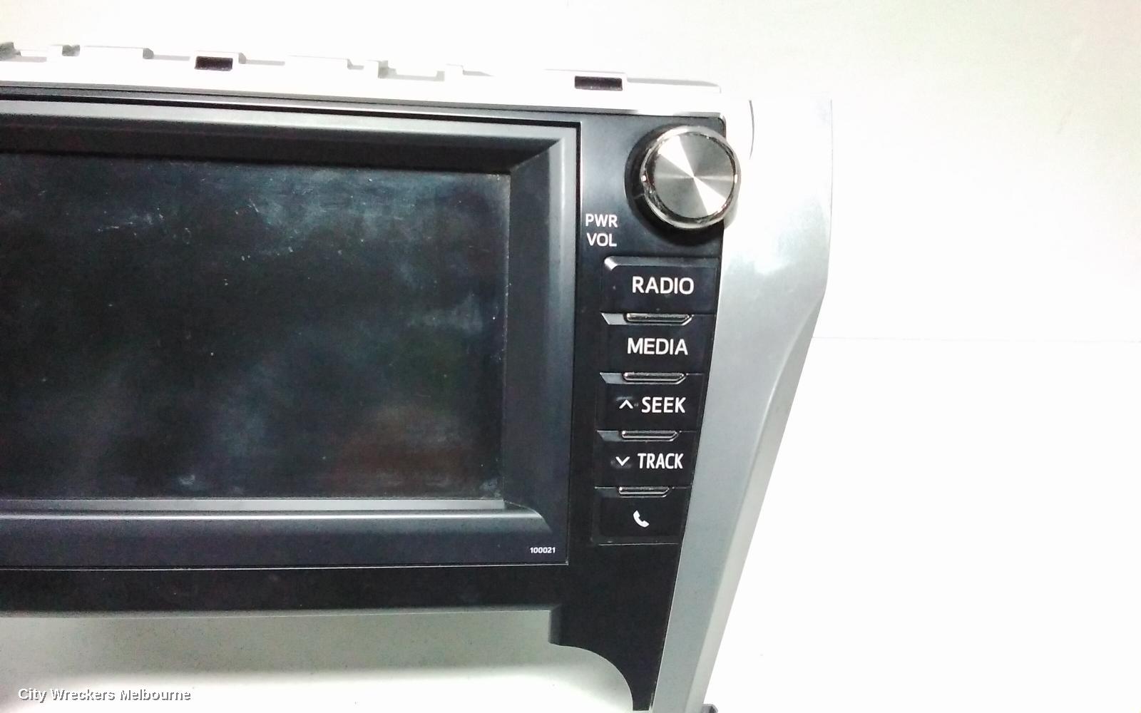 TOYOTA CAMRY RADIO/CD/DVD/SAT/TV, 7IN SAT NAV HEAD UNIT (P/N ON FACE 18039), ASV50/AVV50, 12/2011 - 05/2015