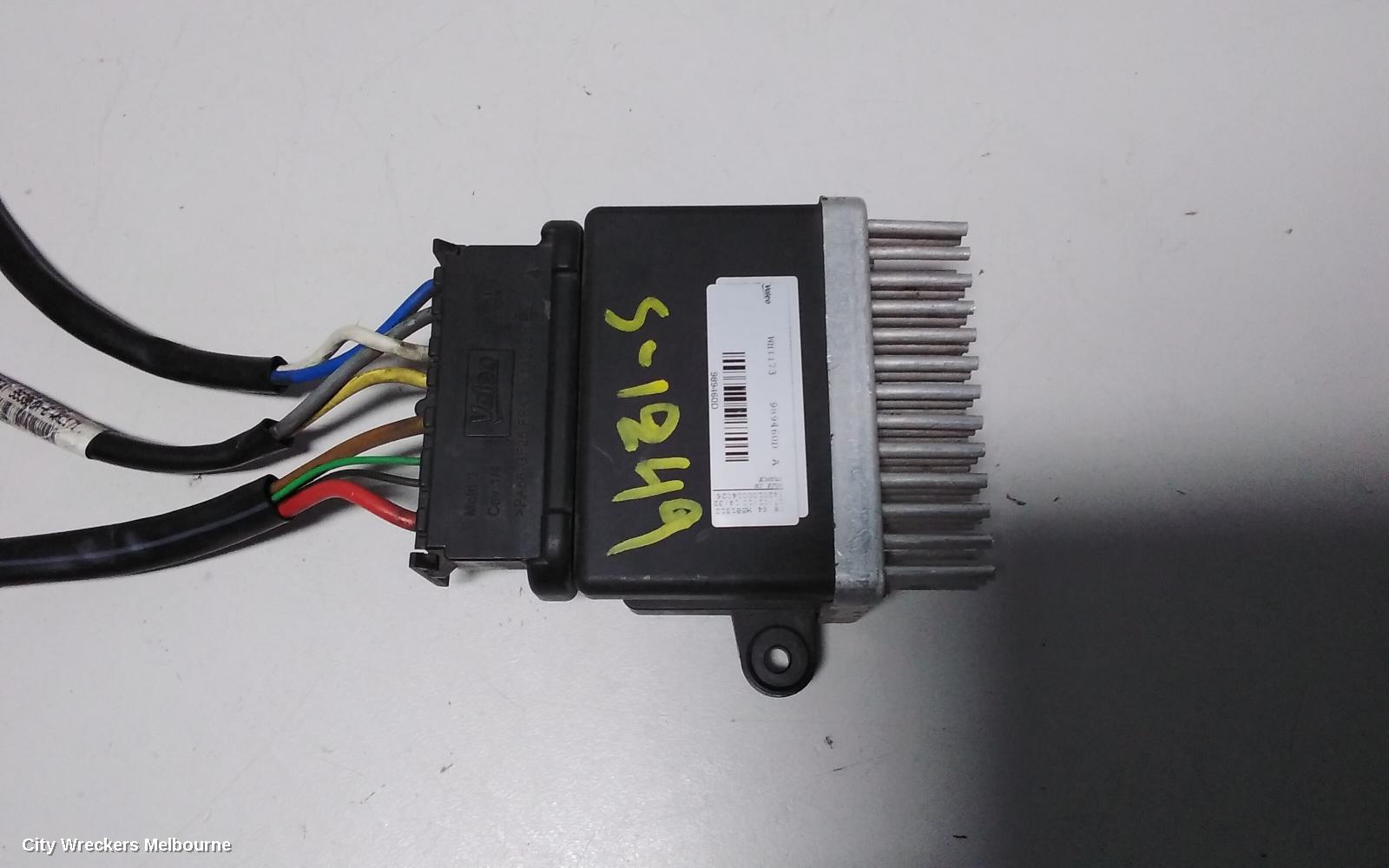 AUDI A4, B8 8K, 04/2008 - 06/2012, FAN MODULE PART NO  989460D: 72217