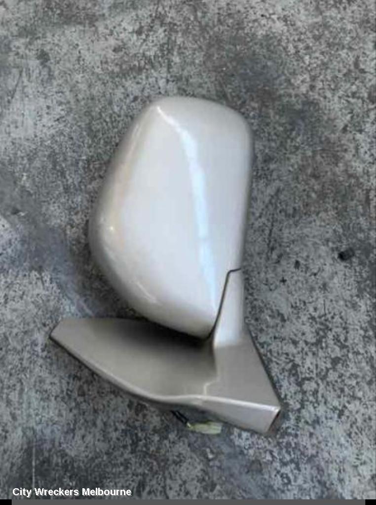 SUZUKI VITARA RIGHT TAILLIGHT, IN BODY, GRAND VITARA, 04/1998 - 07/2005