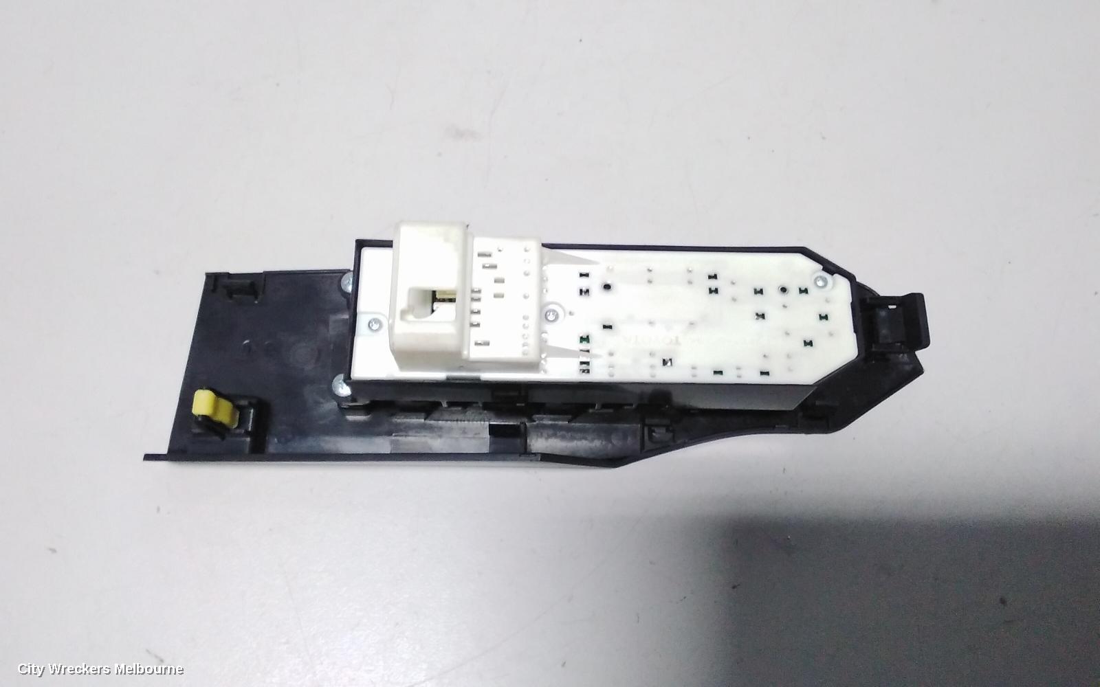 TOYOTA COROLLA PWR DR WIND SWITCH, RH FRONT (MASTER SWITCH), ZRE182R, HATCH, STANDARD, 03/2015 - 06/2018