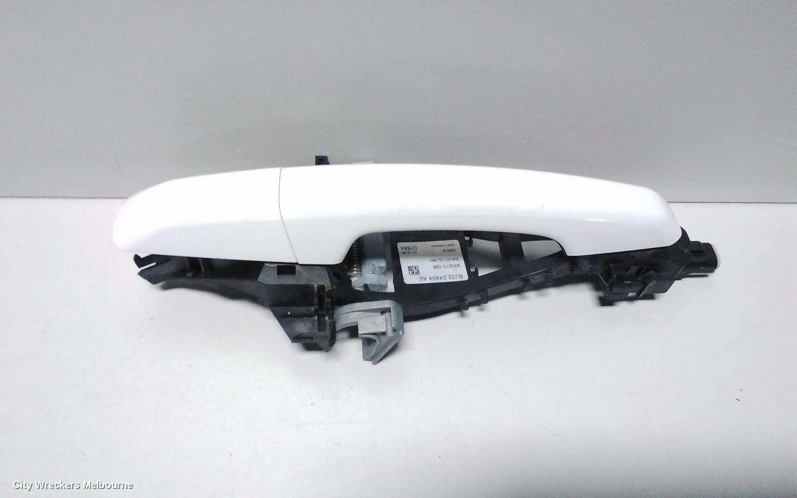 LAND ROVER RANGEROVER EVOQUE DOOR HANDLE, RH REAR, OUTER, COLOUR CODED, W/ KEYLESS ENTRY & START TYPE, L538, 11/2011 - 01/2019