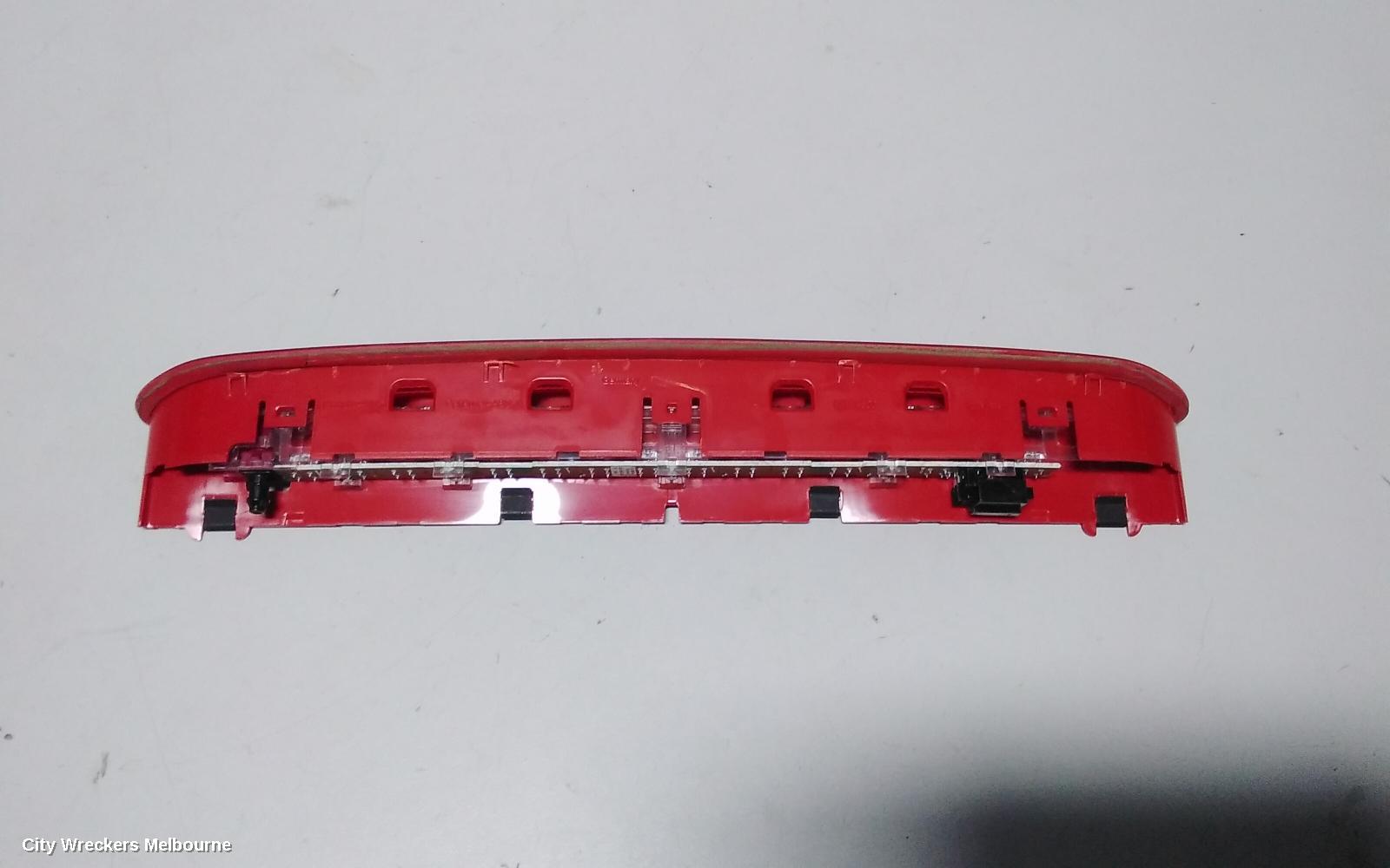 VOLKSWAGEN GOLF HIGH LEVEL STOPLIGHT, GEN 7, 11/2012 - 08/2020