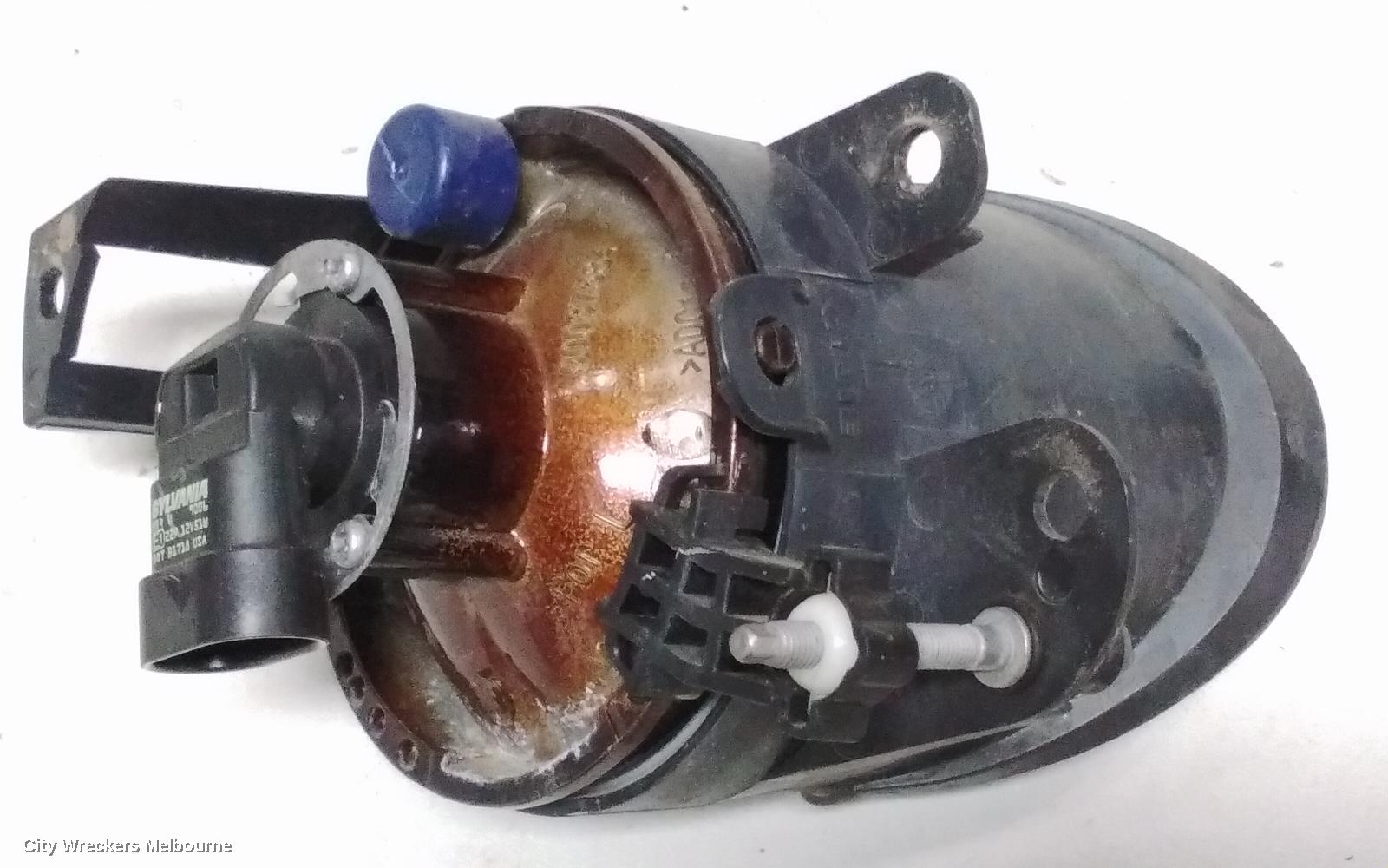 VOLKSWAGEN PASSAT LEFT INDICATOR/FOG/SIDE, BUMPER FOGLAMP, 3C/MK6 B6, R36, SEDAN/WAGON, 03/2006 - 03/2011