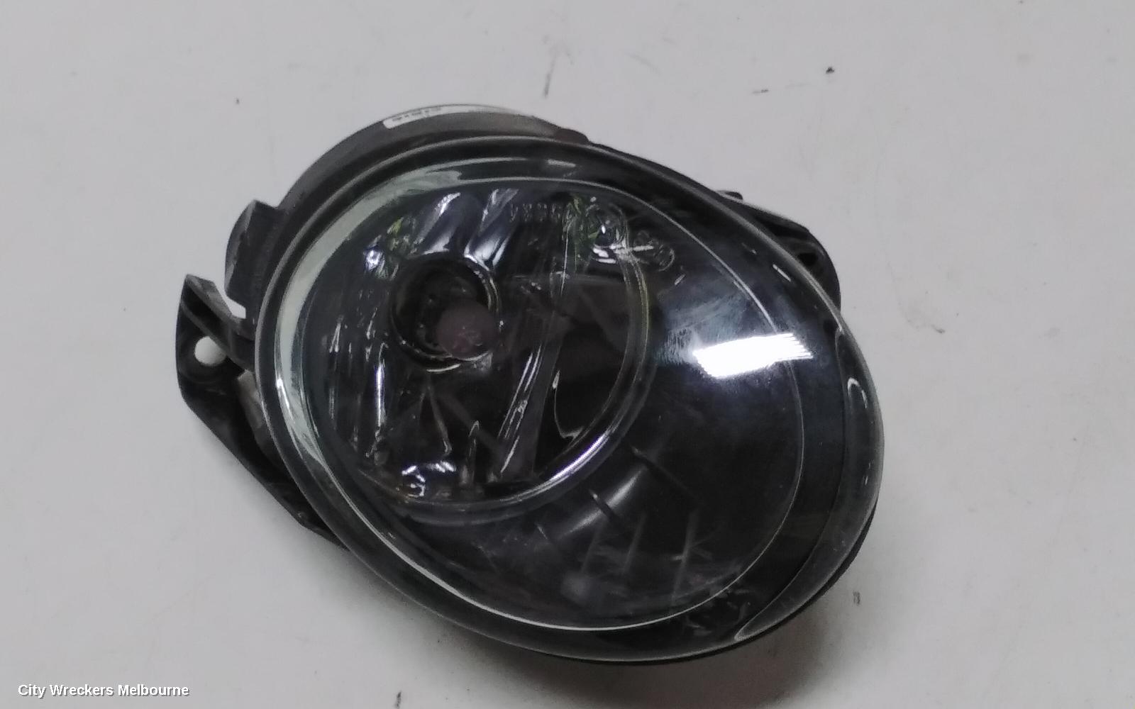 VOLKSWAGEN PASSAT LEFT INDICATOR/FOG/SIDE, BUMPER FOGLAMP, 3C/MK6 B6, R36, SEDAN/WAGON, 03/2006 - 03/2011