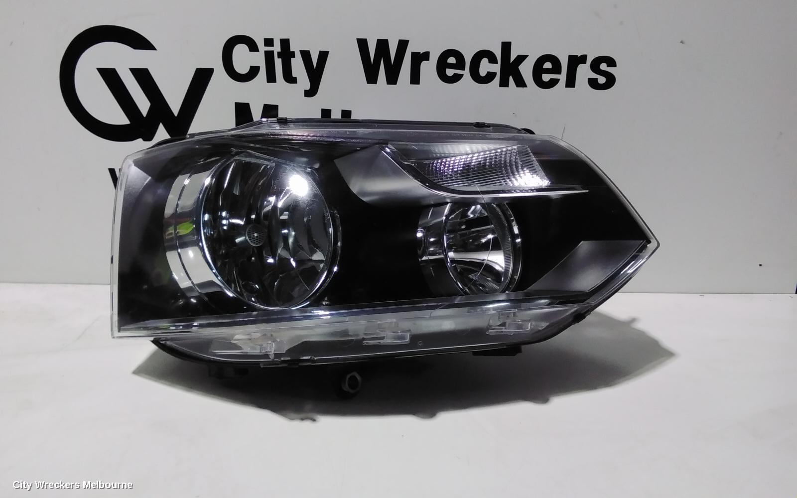 VOLKSWAGEN TRANSPORTER RIGHT HEADLAMP, T5, CARAVELLE/MULTIVAN, 10/2010 - 06/2015