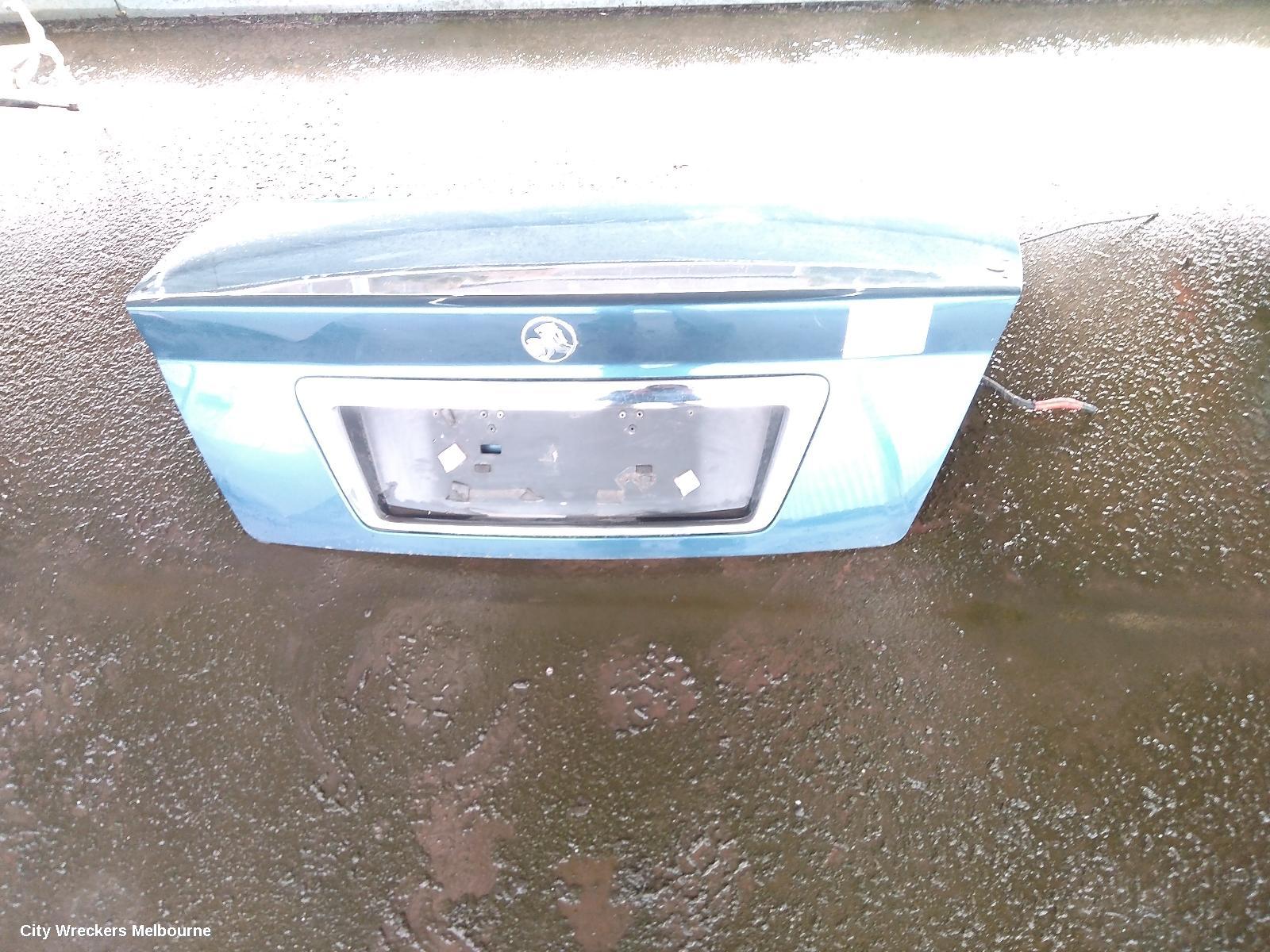 HOLDEN COMMODORE BOOTLID/TAILGATE, BOOTLID, VY1-VZ, NON SPOILER TYPE, 10/2002 - 09/2007