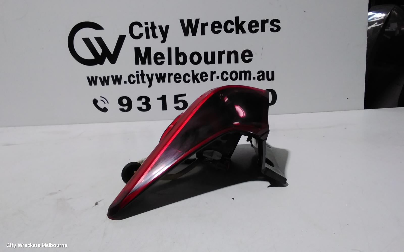 TOYOTA COROLLA RIGHT TAILLIGHT, ZRE182R, HATCH, 03/2015 - 06/2018