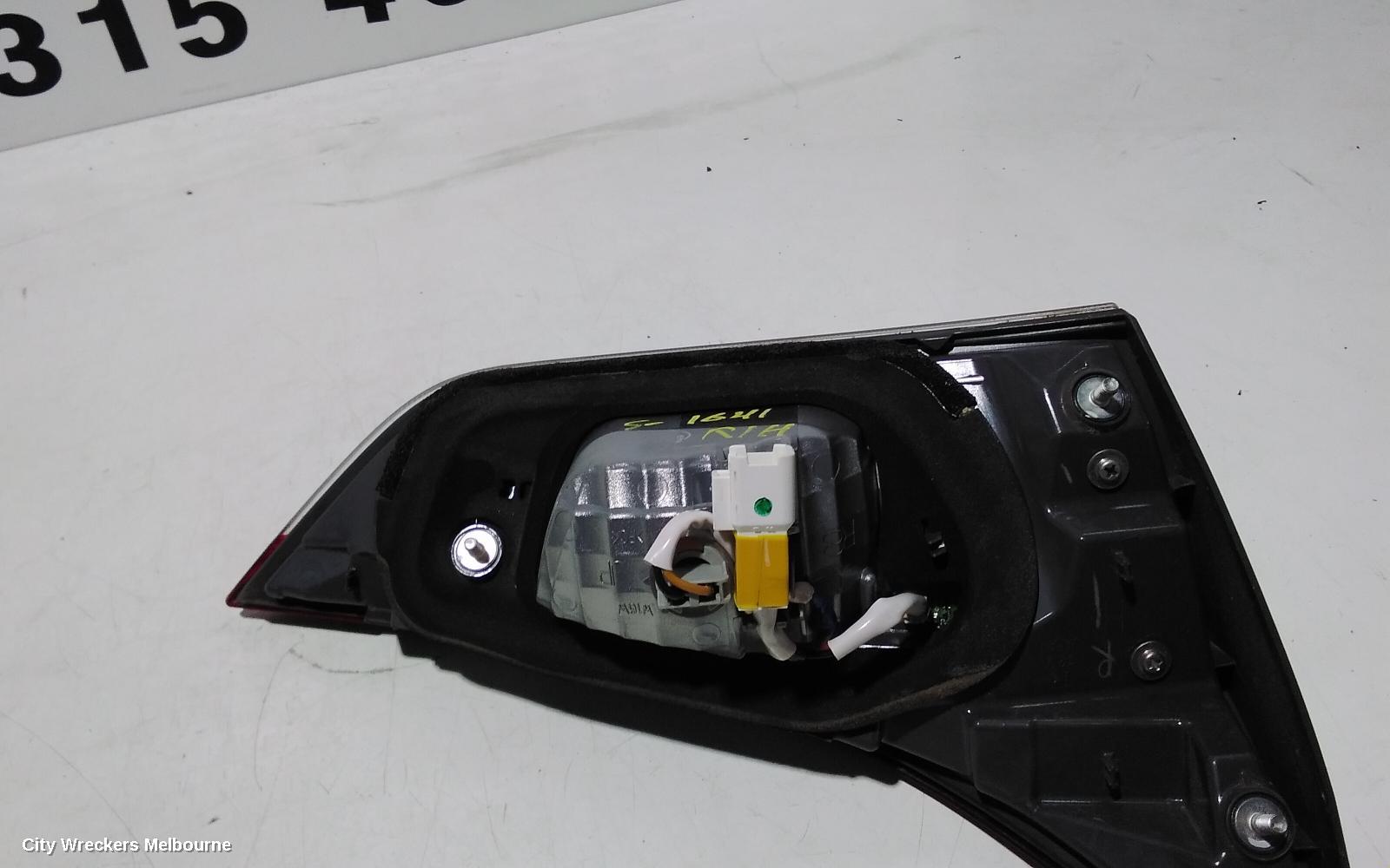 TOYOTA COROLLA REAR GARNISH, TAILGATE LAMP (RH SIDE), ZRE182R/ZWE186R, HATCH, 03/2015 - 06/2018