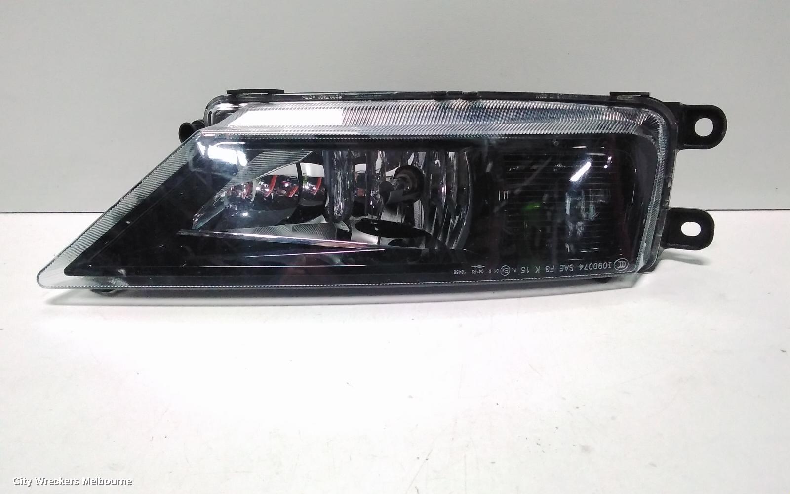 VOLKSWAGEN TIGUAN RIGHT INDICATOR/FOG/SIDE, BUMPER FOGLAMP, 5NA, 06/2016 ONWARDS