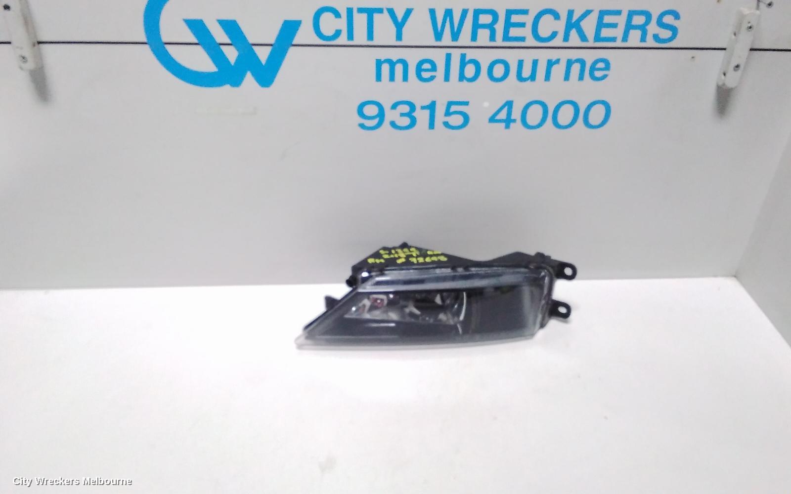 VOLKSWAGEN TIGUAN RIGHT INDICATOR/FOG/SIDE, BUMPER FOGLAMP, 5NA, 06/2016 ONWARDS