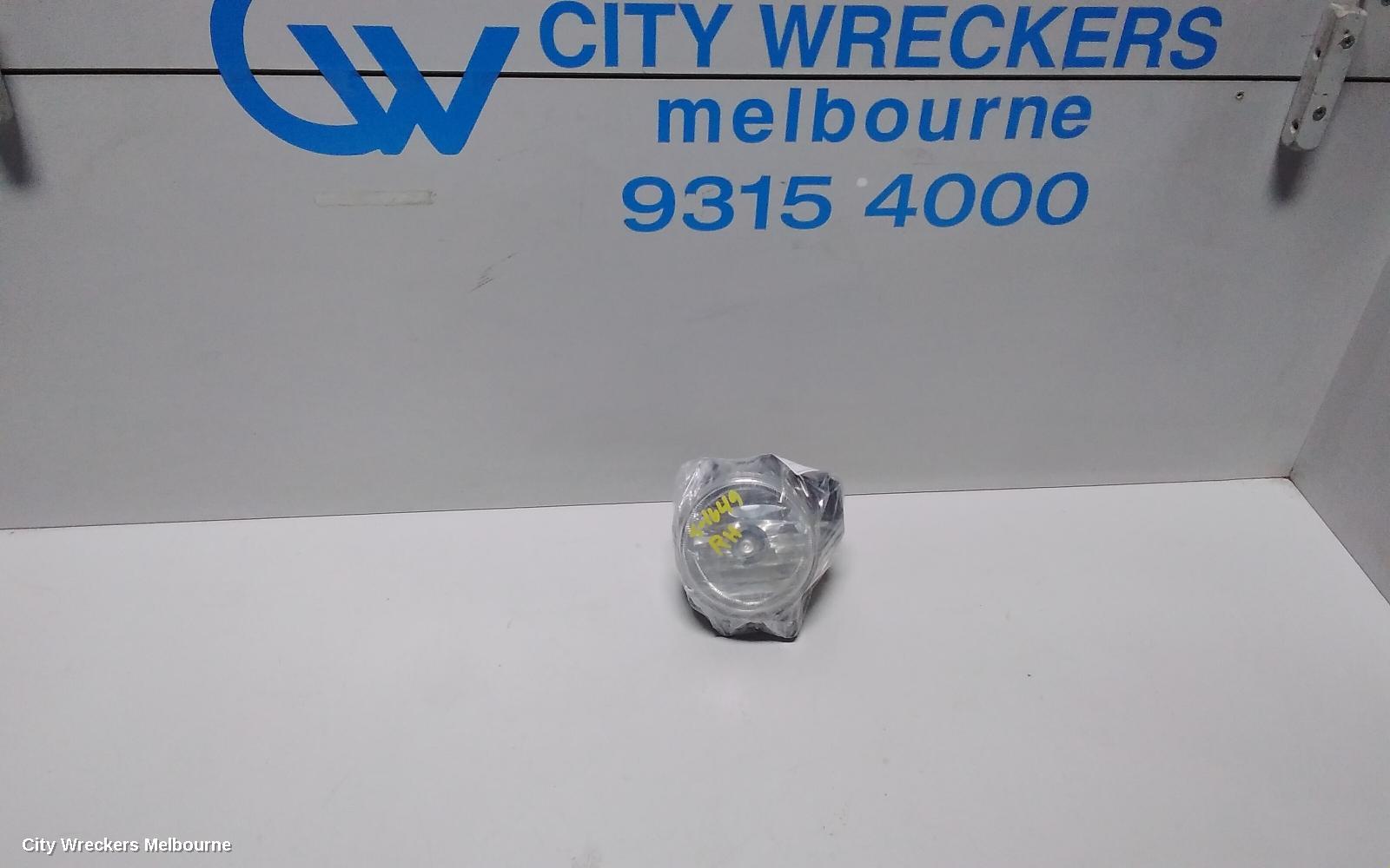 TOYOTA COROLLA RIGHT INDICATOR/FOG/SIDE, BUMPER FOGLAMP, ZRE182R/ZWE186R, HATCH, 03/2015 - 06/2018