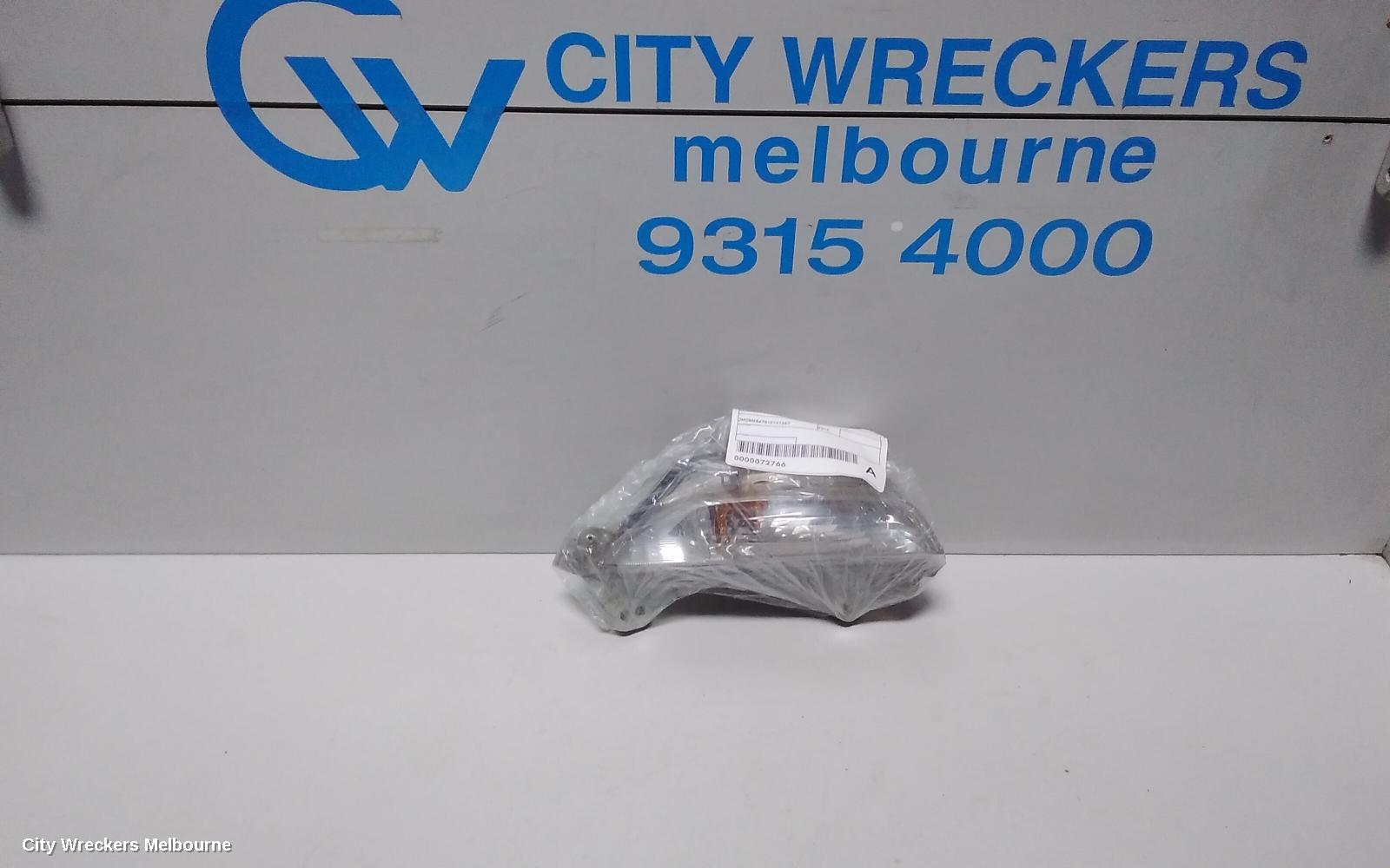 MAZDA 3 RIGHT INDICATOR/FOG/SIDE, BUMPER FLASHER, BM, 11/2013 - 05/2016