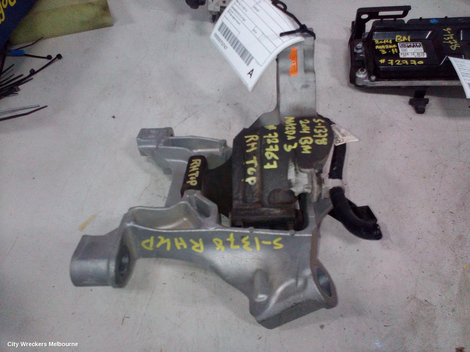 MAZDA 3 MOUNT, ENGINE MOUNT (LH SIDE), UPPER, PETROL, 2.0, PE, SKYACTIV-G, BM-BN, 11/2013 - 02/2019