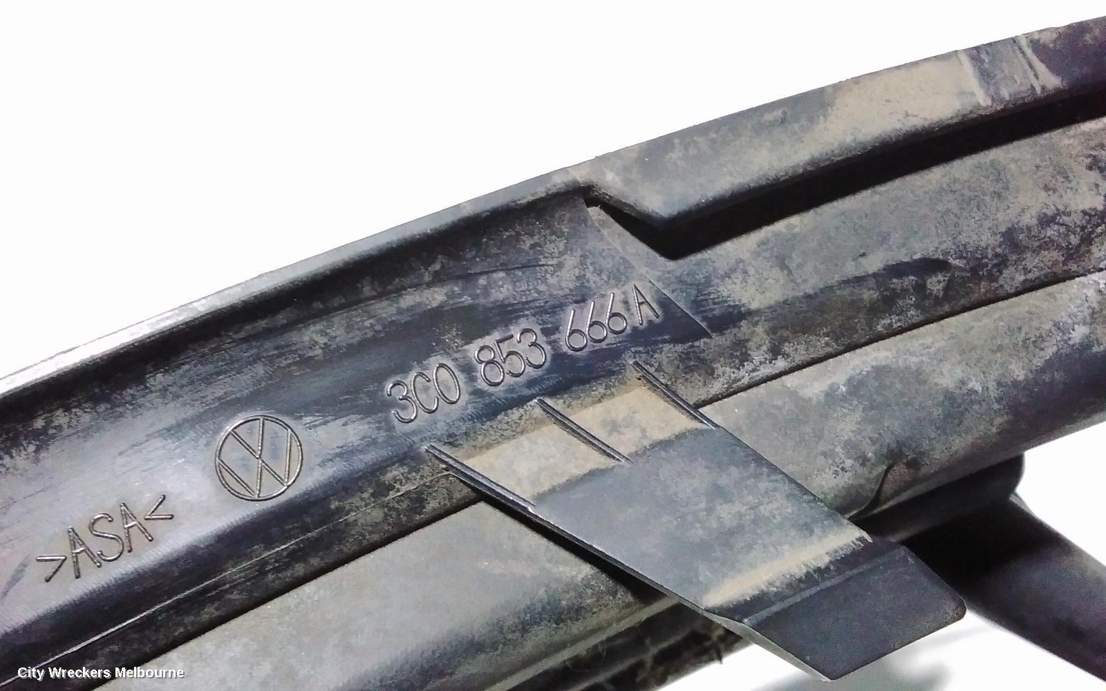 VOLKSWAGEN PASSAT RIGHT INDICATOR/FOG/SIDE, BUMPER FOGLAMP, 3C/MK6 B6, R36, SEDAN/WAGON, 03/2006 - 03/2011