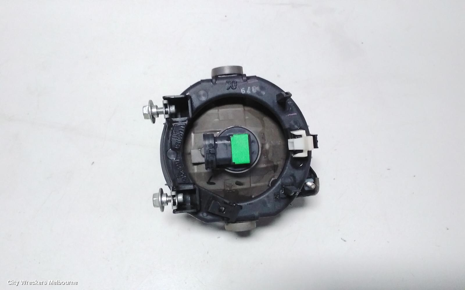 SUBARU OUTBACK RIGHT INDICATOR/FOG/SIDE, BUMPER FOGLAMP, 5TH GEN, 01/2013 - 11/2014