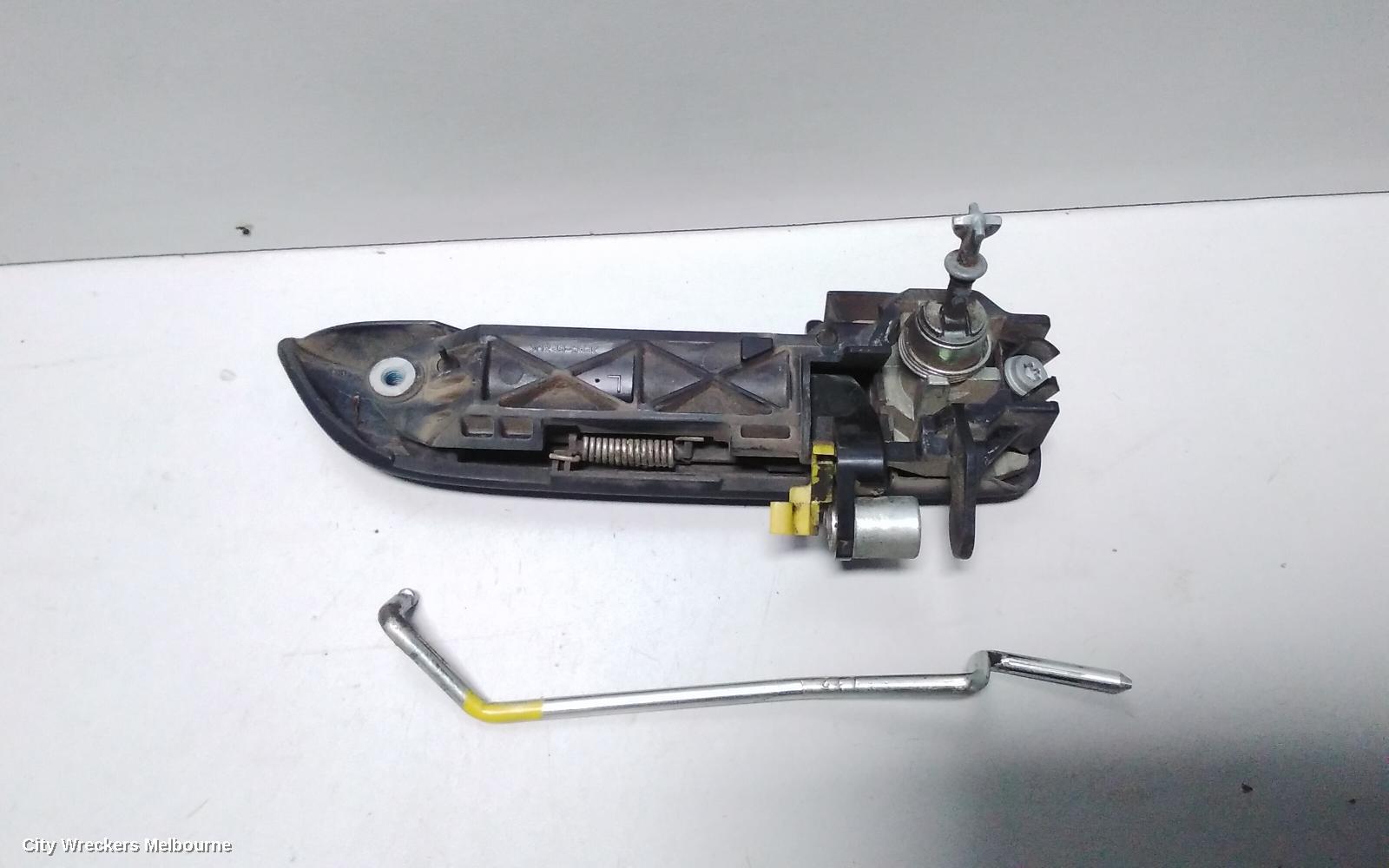 TOYOTA HIACE DOOR HANDLE, OUTER, LH FRONT, TRH/KDH, 03/2005 - 04/2019