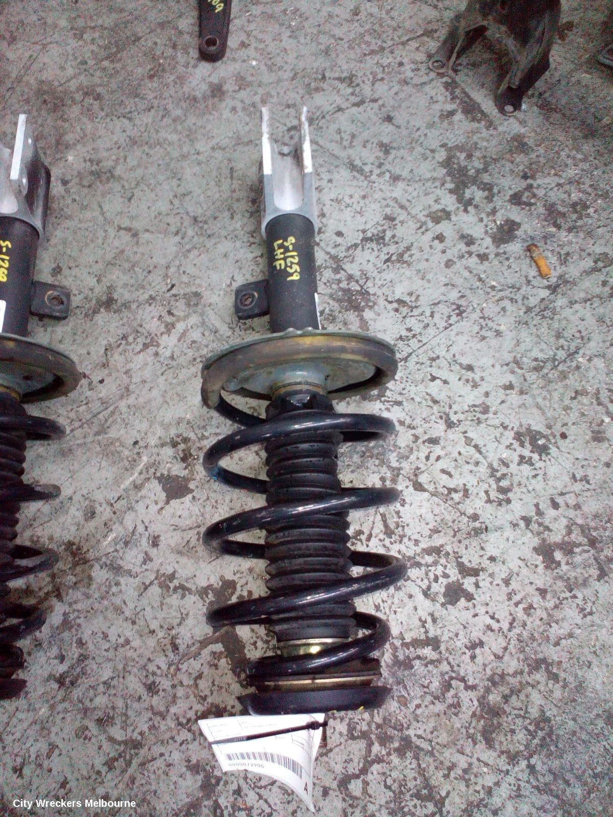 PEUGEOT 307 LEFT FRONT STRUT, T6 10/2005 - 12/2009