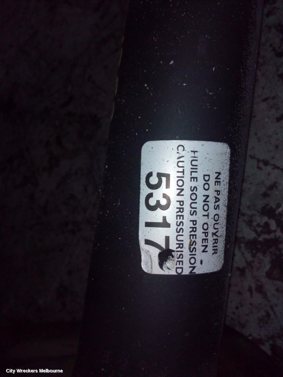PEUGEOT 307 LEFT FRONT STRUT, T6 10/2005 - 12/2009