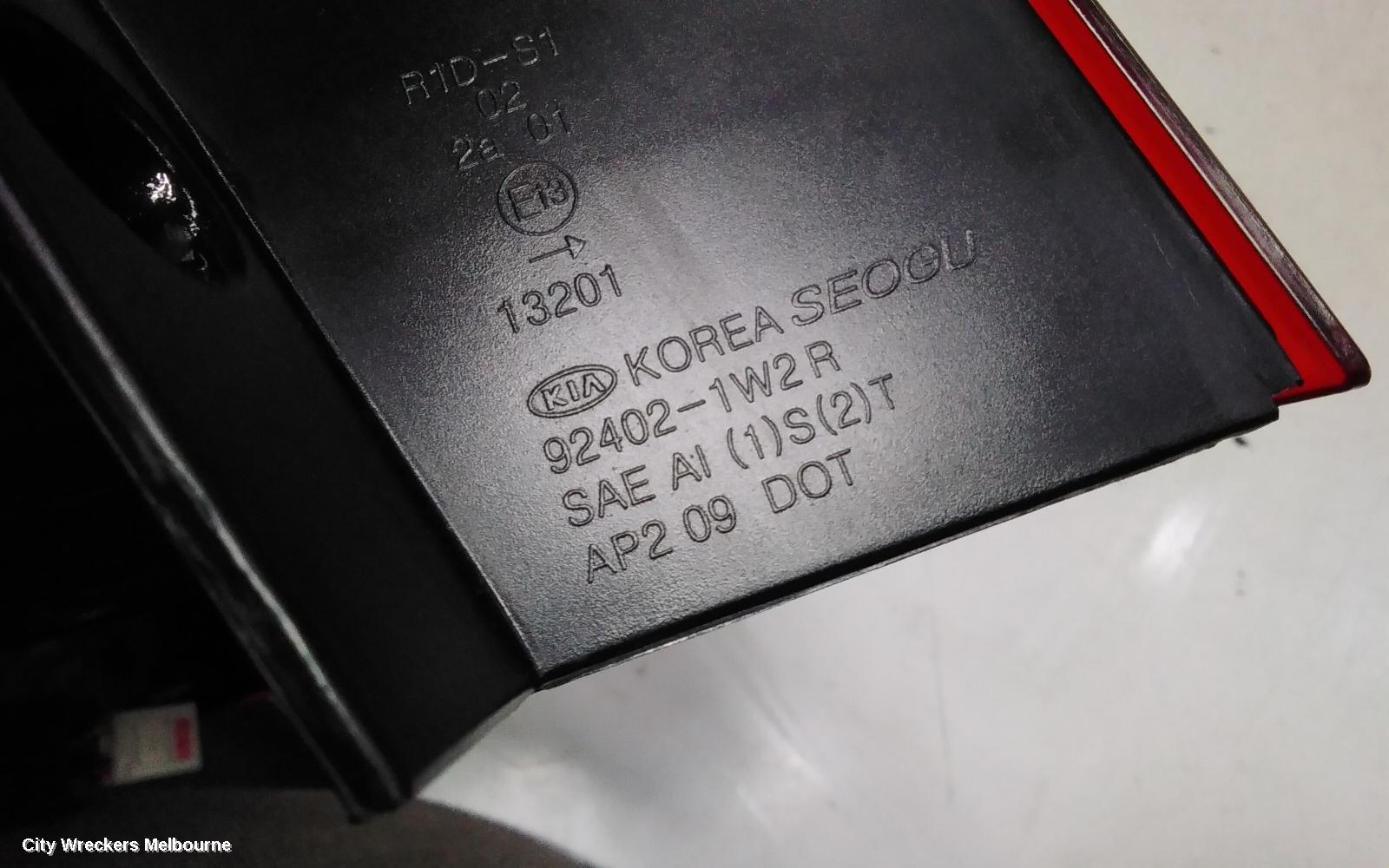 KIA RIO RIGHT TAILLIGHT, UB, IN BODY, 3DR/5DR HATCH, STANDARD TYPE, 08/2011 - 11/2016