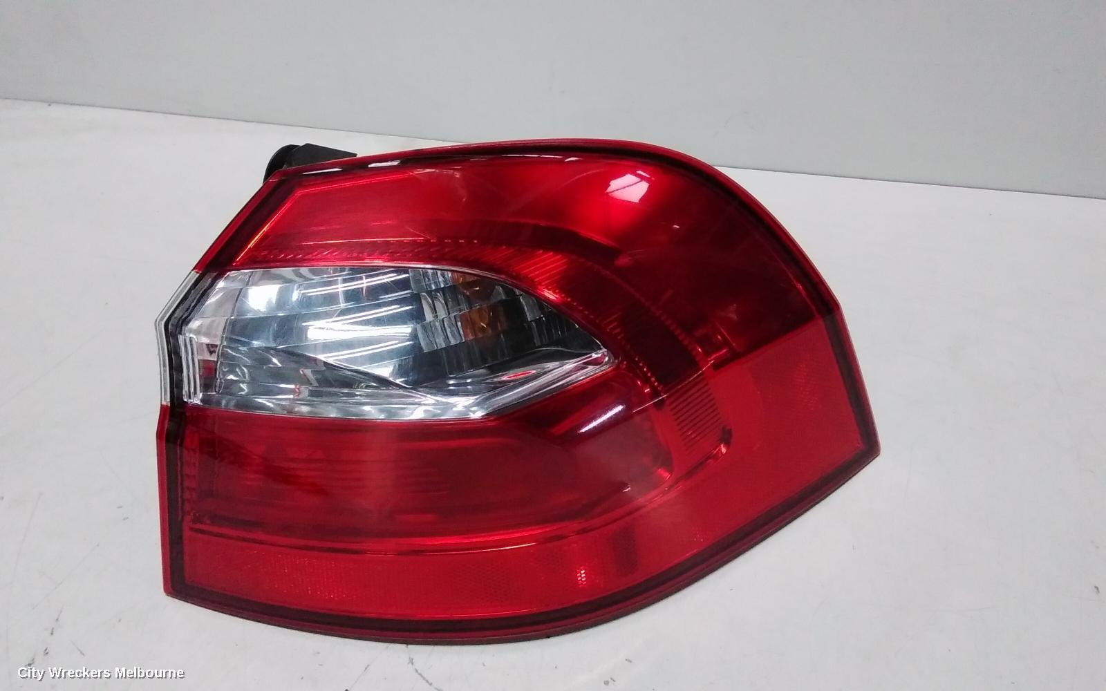 KIA RIO RIGHT TAILLIGHT, UB, IN BODY, 3DR/5DR HATCH, STANDARD TYPE, 08/2011 - 11/2016