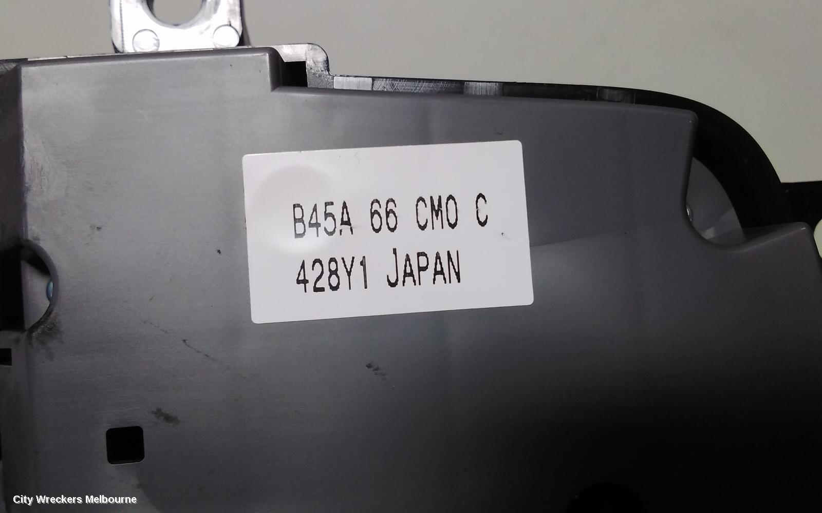 MAZDA 3, BM 06/2013 - 05/2016, RADIO CONTROL SWITCH: 72940