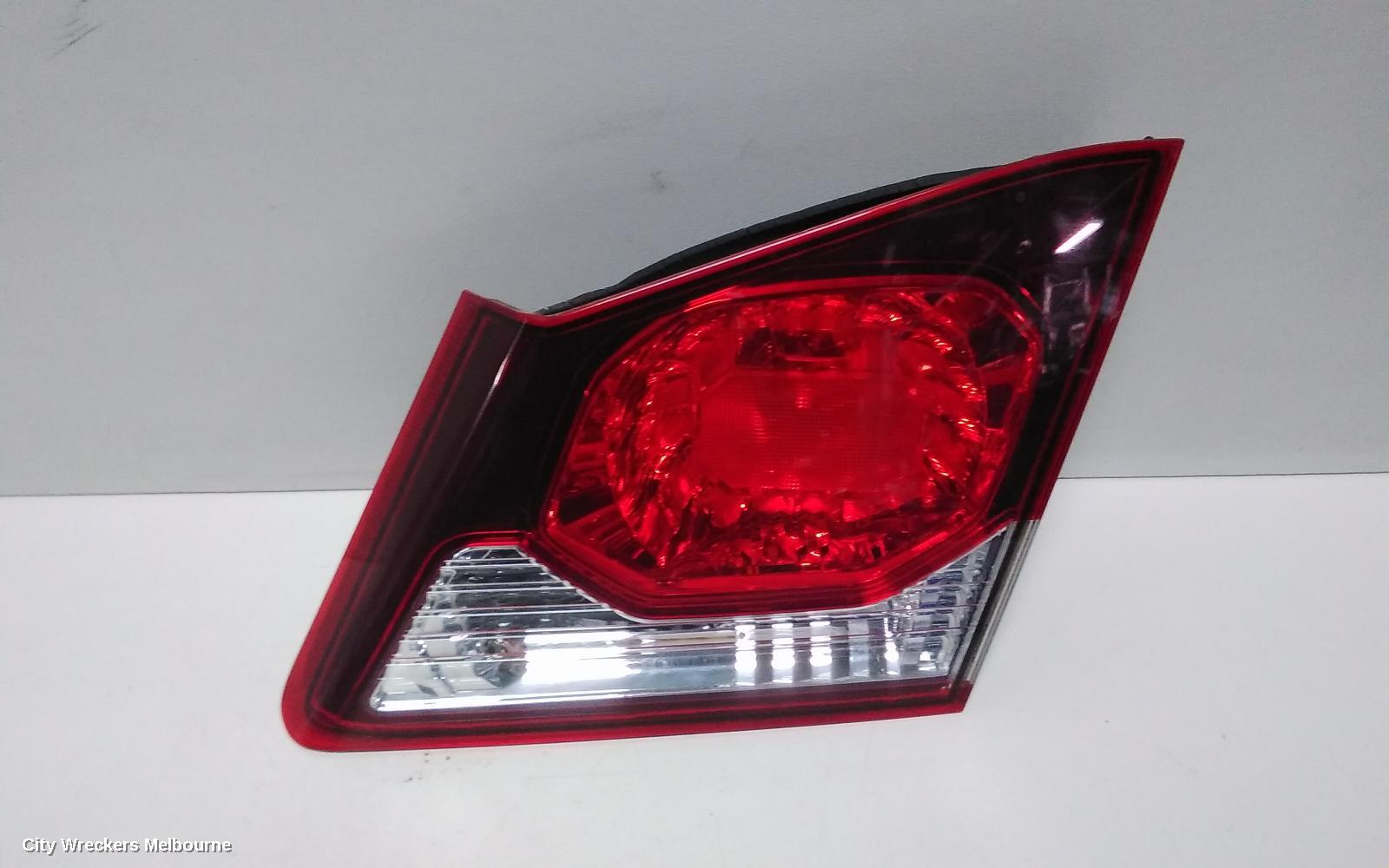 HONDA CIVIC REAR GARNISH, BOOTLID LAMP (RH SIDE), 8TH GEN, 01/2009 - 12/2011