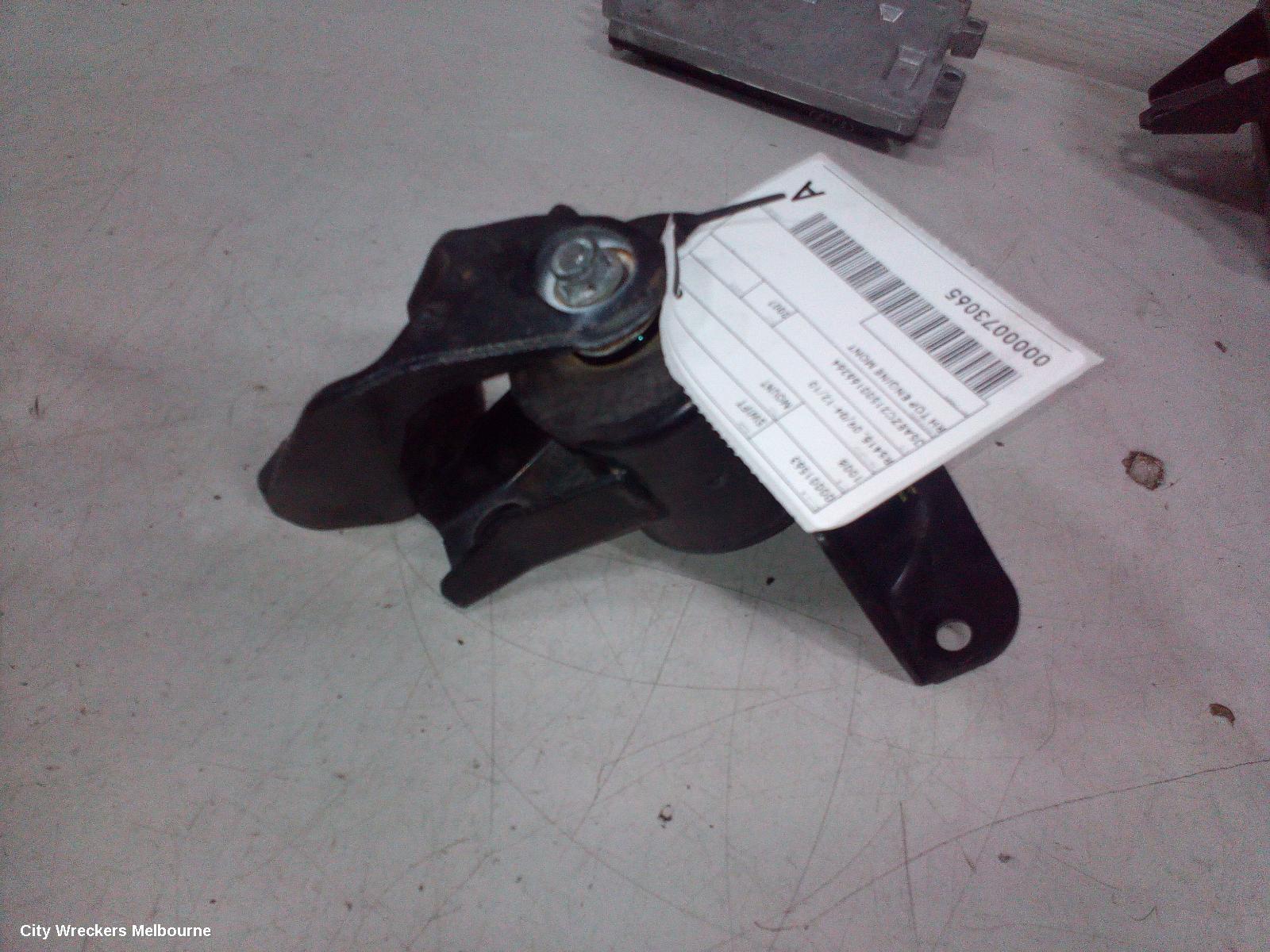 SUZUKI SWIFT MOUNT, RS415, 09/2004 - 12/2010