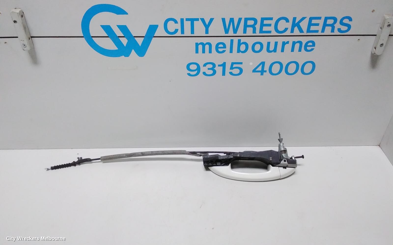 VOLKSWAGEN GOLF DOOR HANDLE, OUTER, RH FRONT, GEN 6, 12/2008 - 03/2013