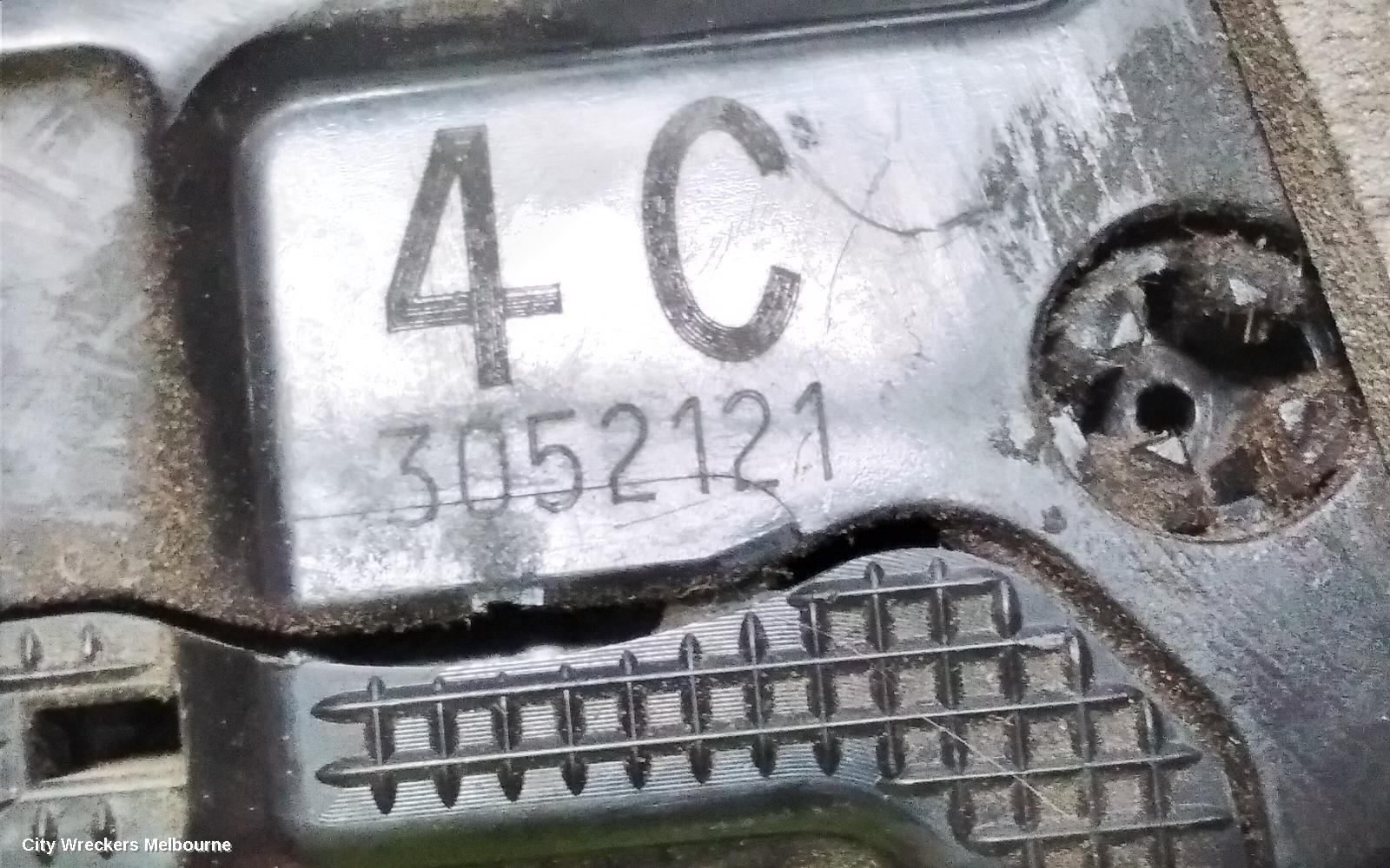 TOYOTA KLUGER DOOR/BOOT/GATE LOCK, RIGHT REAR DOOR LOCK, GSU40-GSU45, 07/2010 - 02/2014
