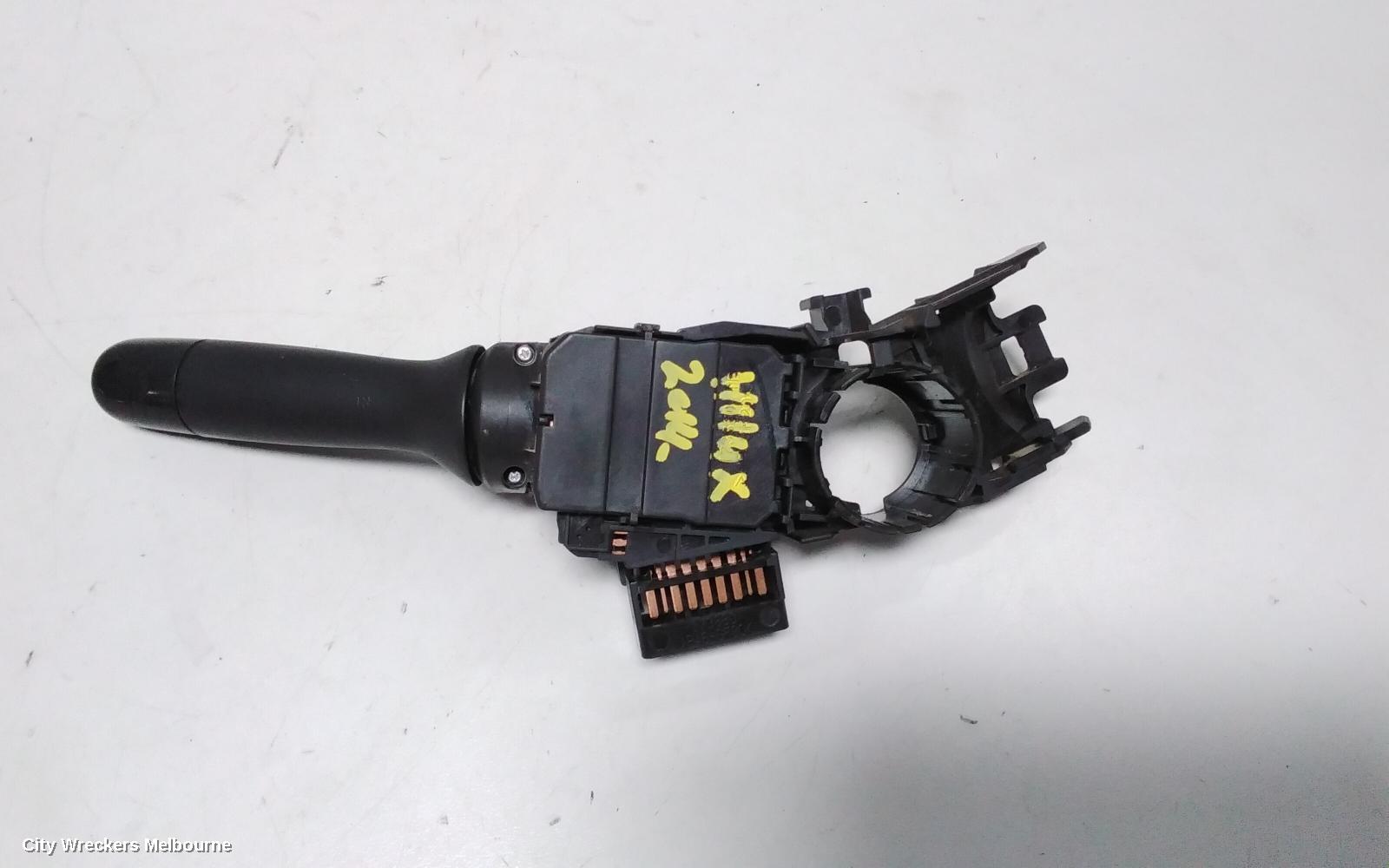 TOYOTA HILUX COMBINATION SWITCH, FLASHER SWITCH, NON FOGLAMP TYPE, 07/2011 - 08/2015
