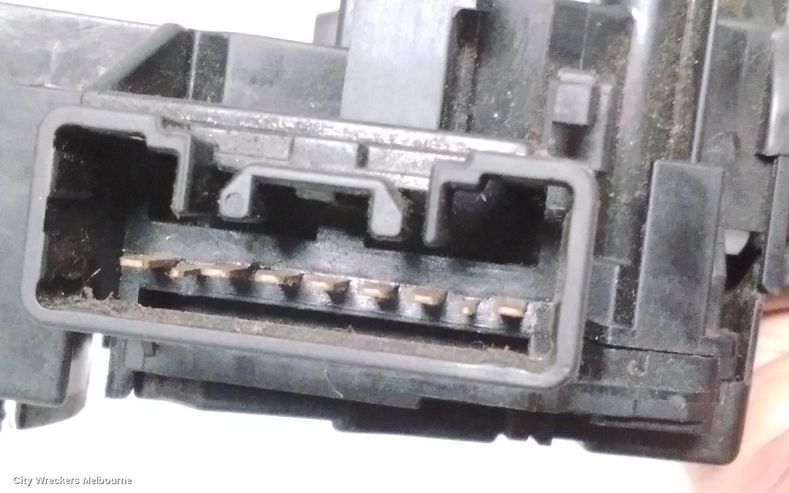TOYOTA HILUX COMBINATION SWITCH, FLASHER SWITCH, NON FOGLAMP TYPE, 07/2011 - 08/2015