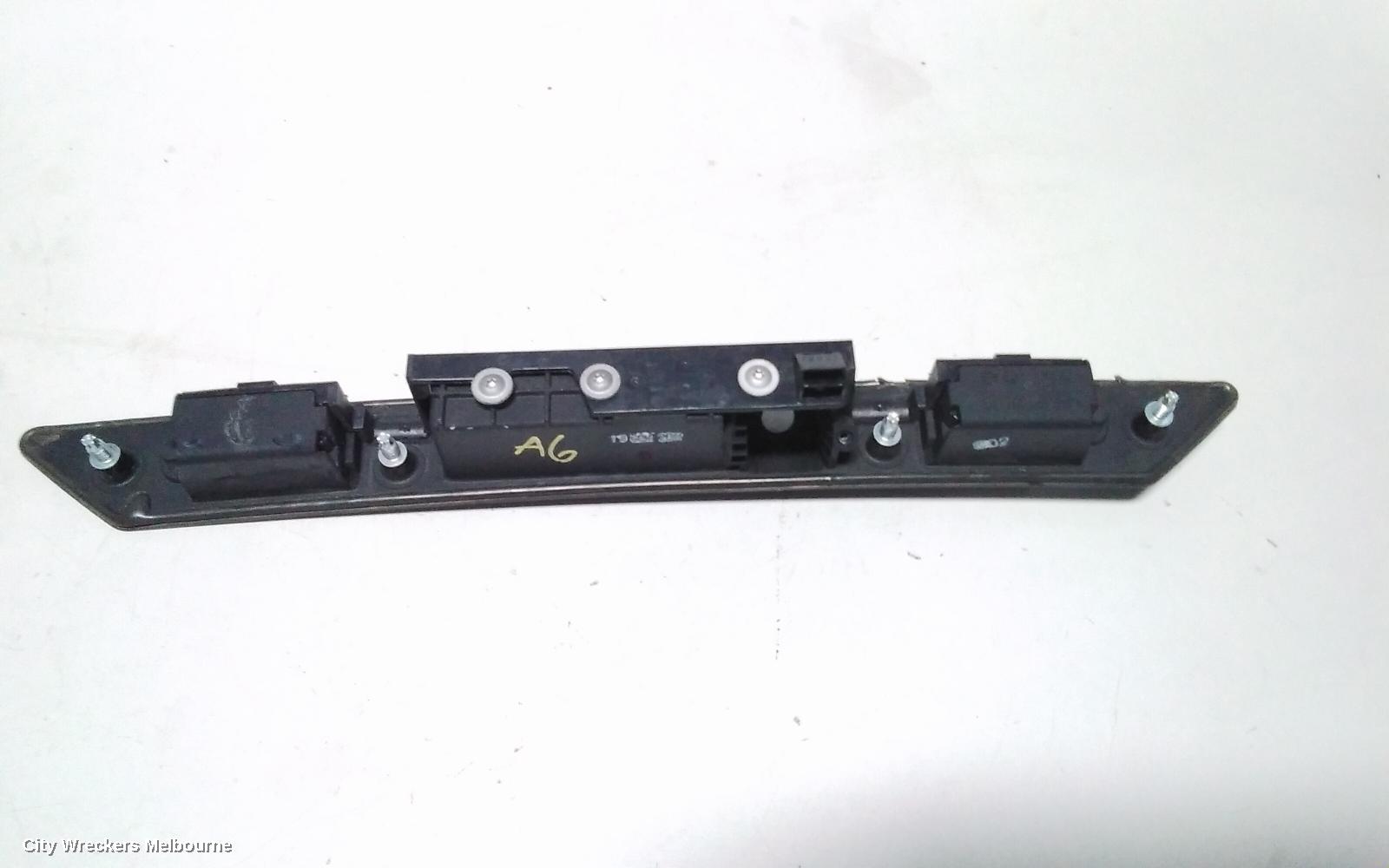 AUDI Q7 TAILGATE HANDLE, 4L, 09/2006 - 08/2015