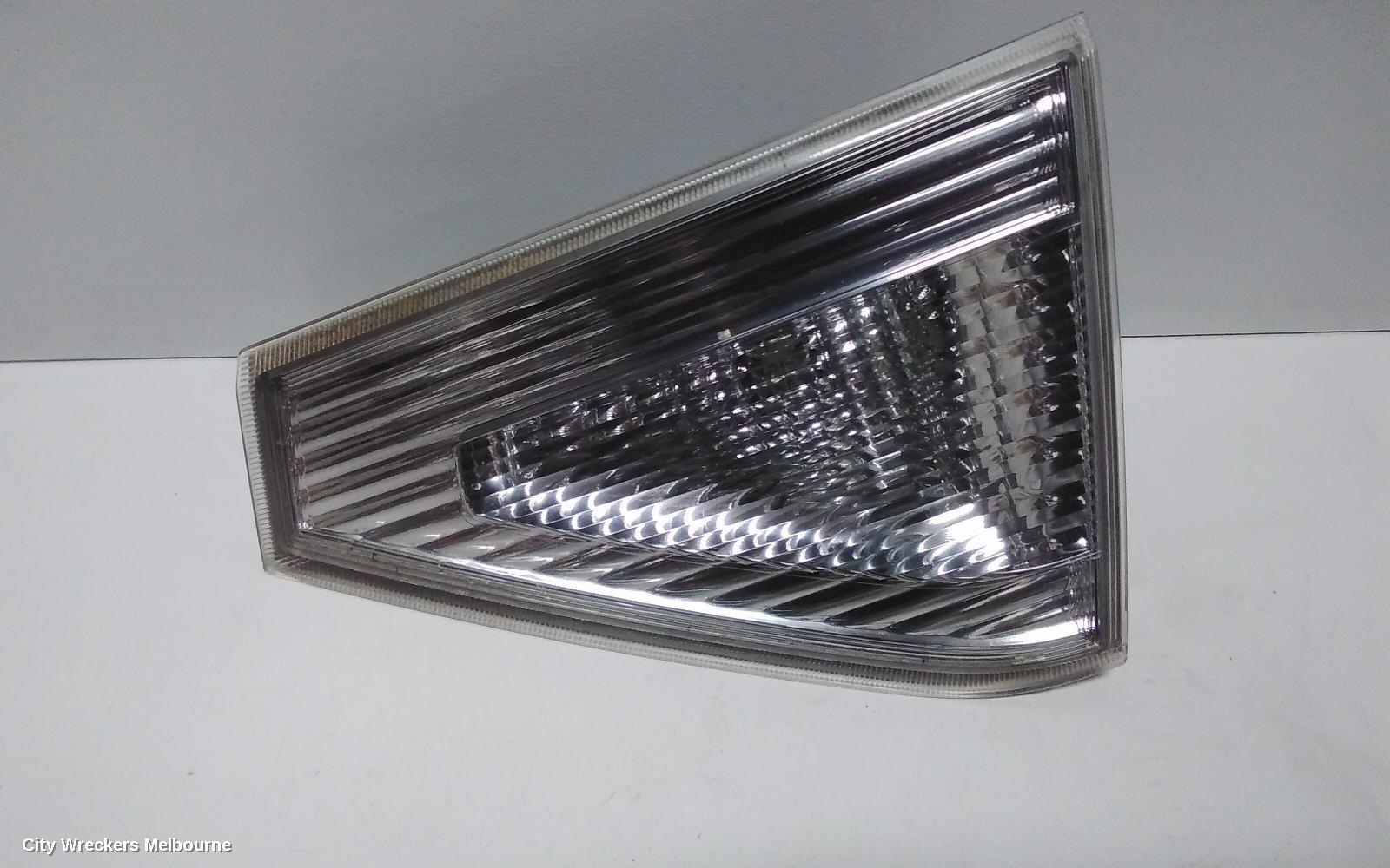 SUBARU IMPREZA REAR GARNISH, TAILGATE LAMP (RH SIDE), HATCH, G3, 04/2007 - 11/2011