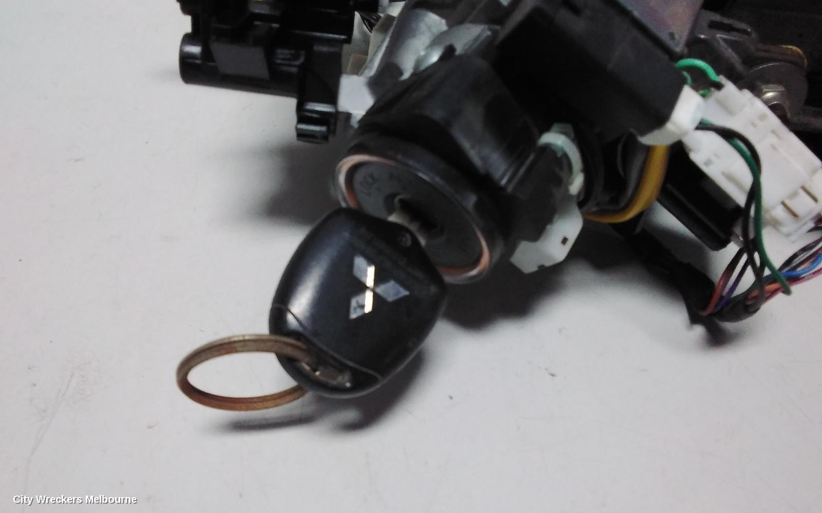 MITSUBISHI OUTLANDER IGNITION W/ KEY, ZJ-ZL, PETROL, 10/2012 ONWARDS