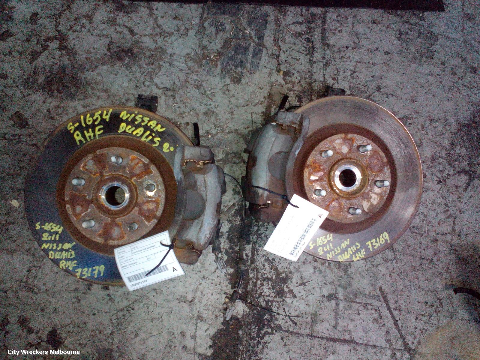 NISSAN DUALIS RIGHT FRONT HUB ASSEMBLY, J10, 10/2007 - 05/2014