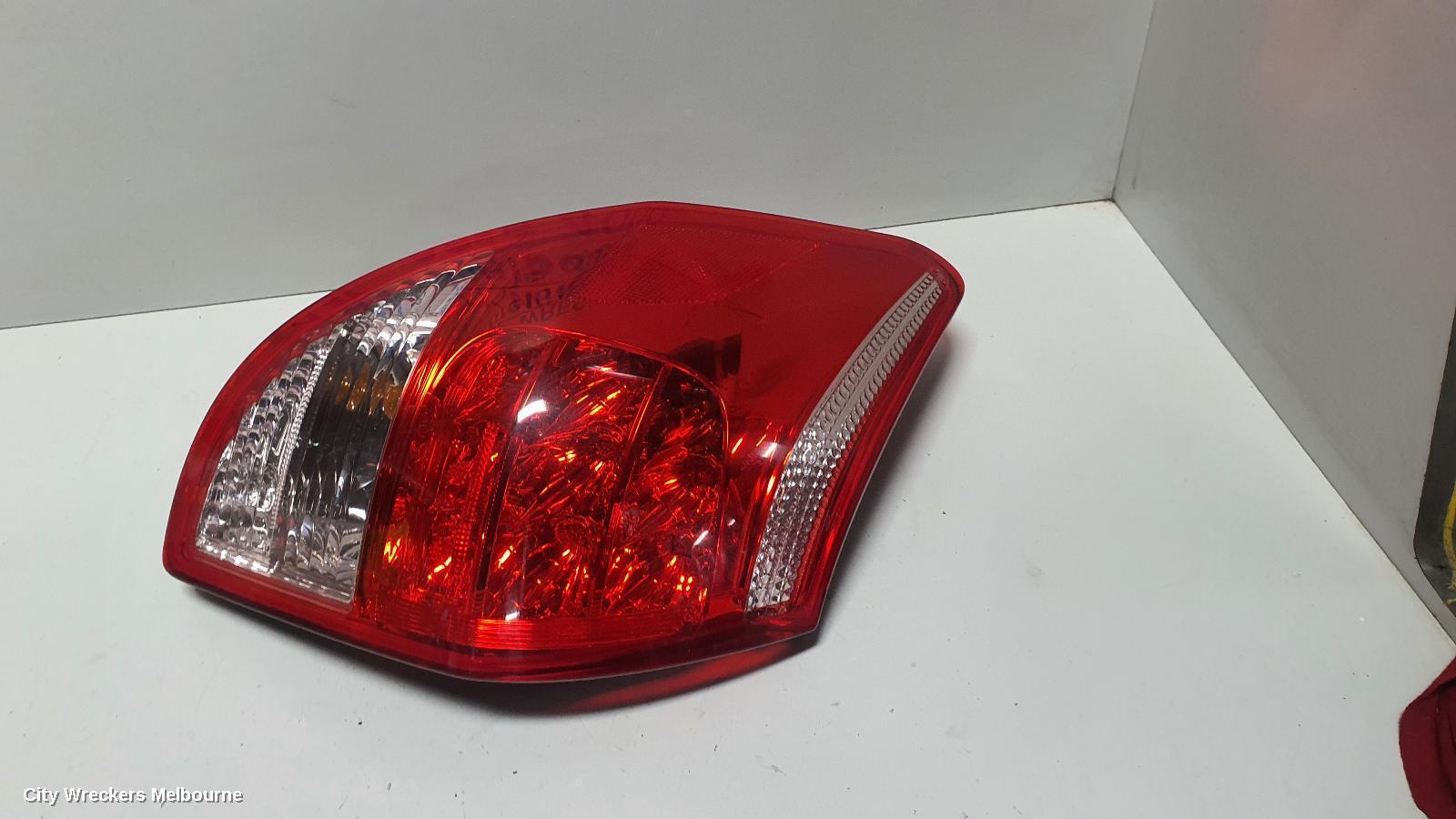 TOYOTA RAV4 RIGHT TAILLIGHT, ACA33, 11/2005 - 08/2008