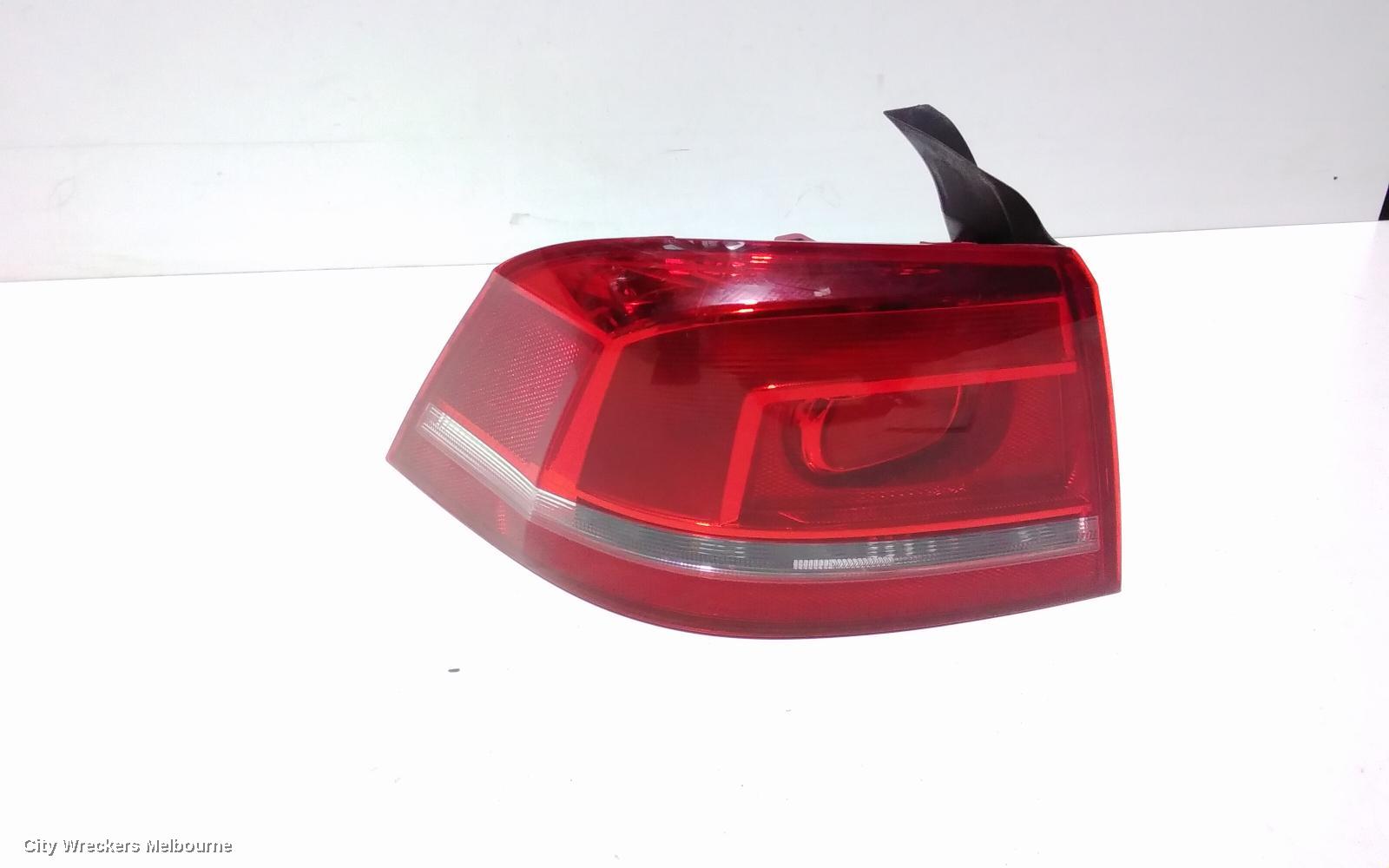 VOLKSWAGEN PASSAT LEFT TAILLIGHT, 3C/MK6 B7, SEDAN, NON LED TYPE, 09/2010 - 05/2015