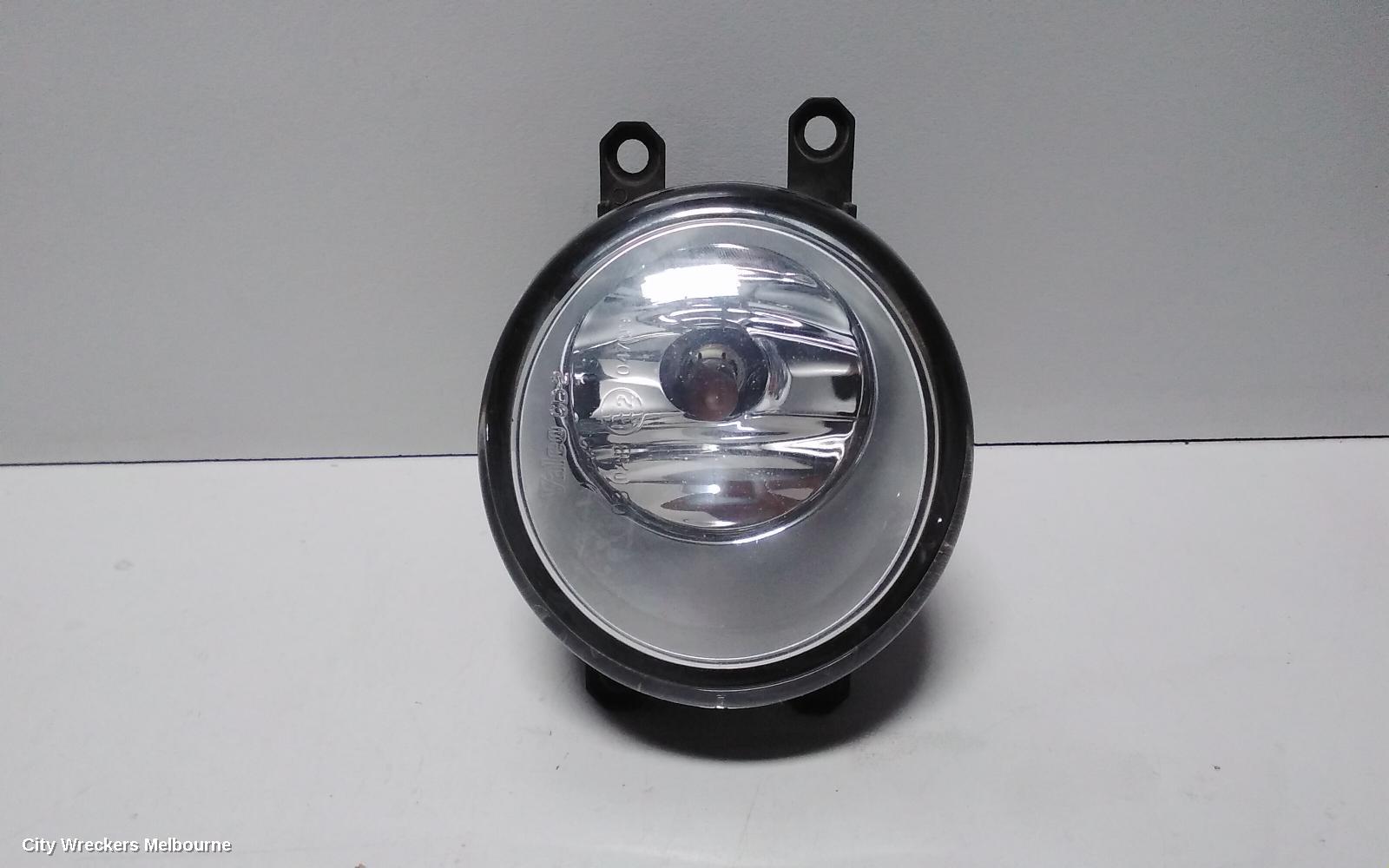 TOYOTA COROLLA LEFT INDICATOR/FOG/SIDE, BUMPER FOGLAMP, ZRE152/20153R, SEDAN, 03/2007 - 12/2013