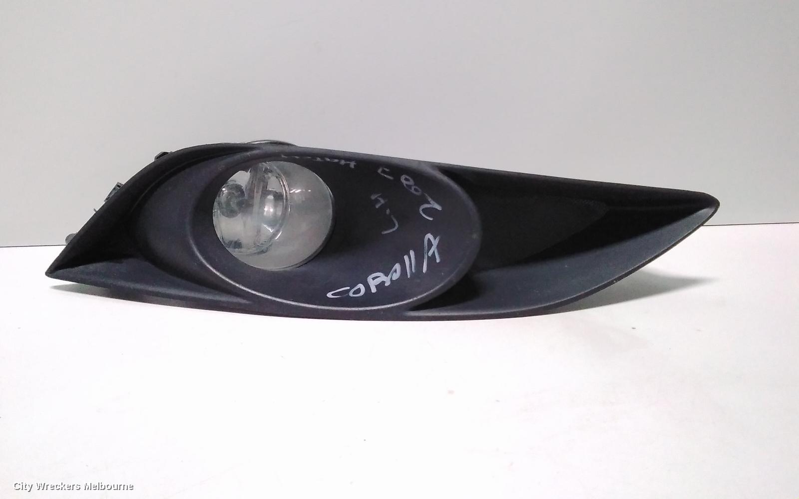 TOYOTA COROLLA LEFT INDICATOR/FOG/SIDE, BUMPER FOGLAMP COVER, ZZE122, HATCH, 04/2004 - 06/2007