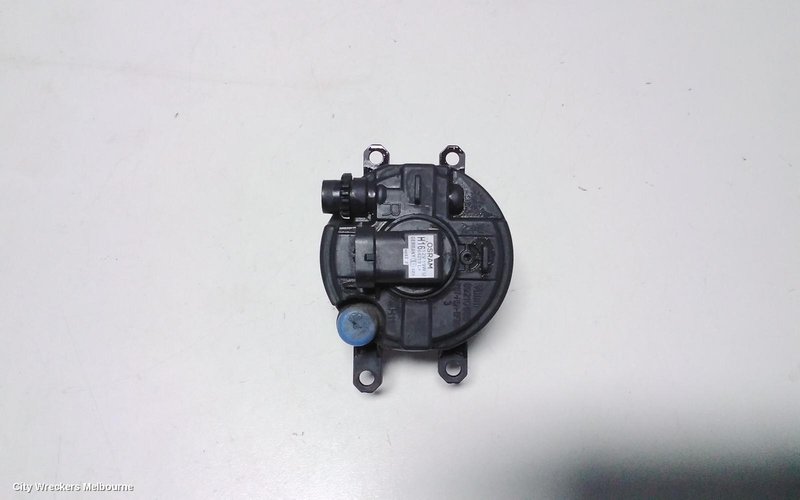 TOYOTA KLUGER RIGHT INDICATOR/FOG/SIDE, BUMPER FOGLAMP, GSU40-GSU45, 05/2007 - 07/2010
