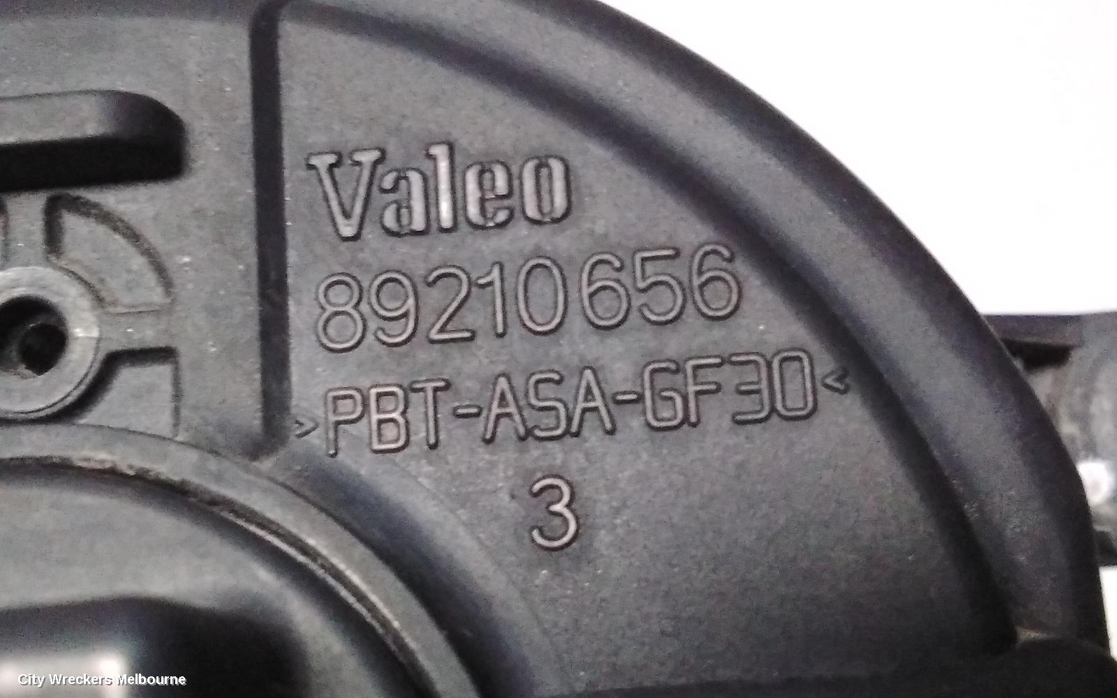 TOYOTA RAV4 LEFT INDICATOR/FOG/SIDE, BUMPER FOGLAMP, ACA33, 11/2005 - 11/2012